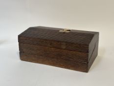 A late 19thc Amboyna wooden writing slope, with leather slope and inset compartments. (h-14cm l-38.