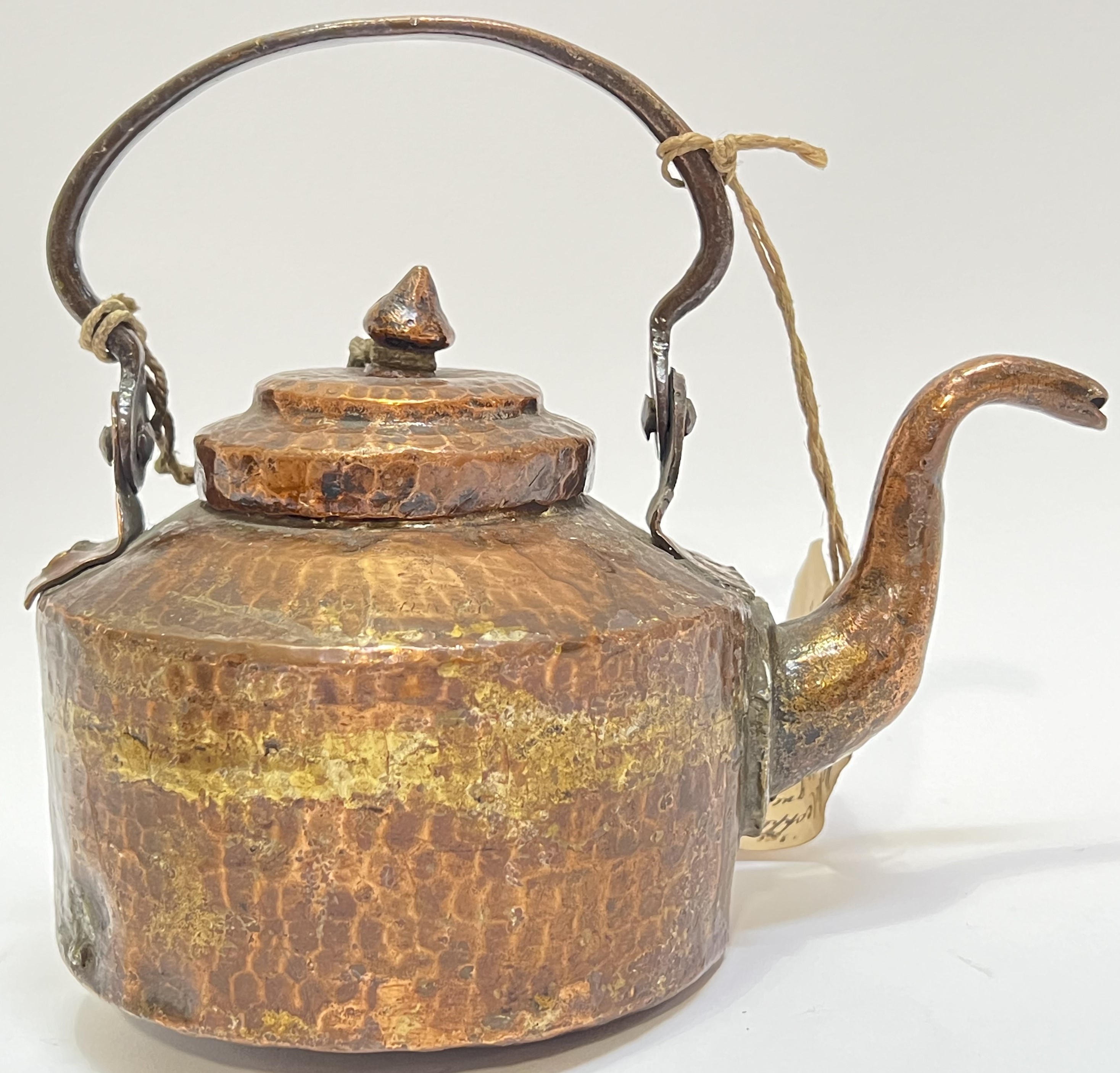 An antique Mesopotamian (Iraq) planished copper kettle (world war one interest, h- 19cm, w- 21cm)