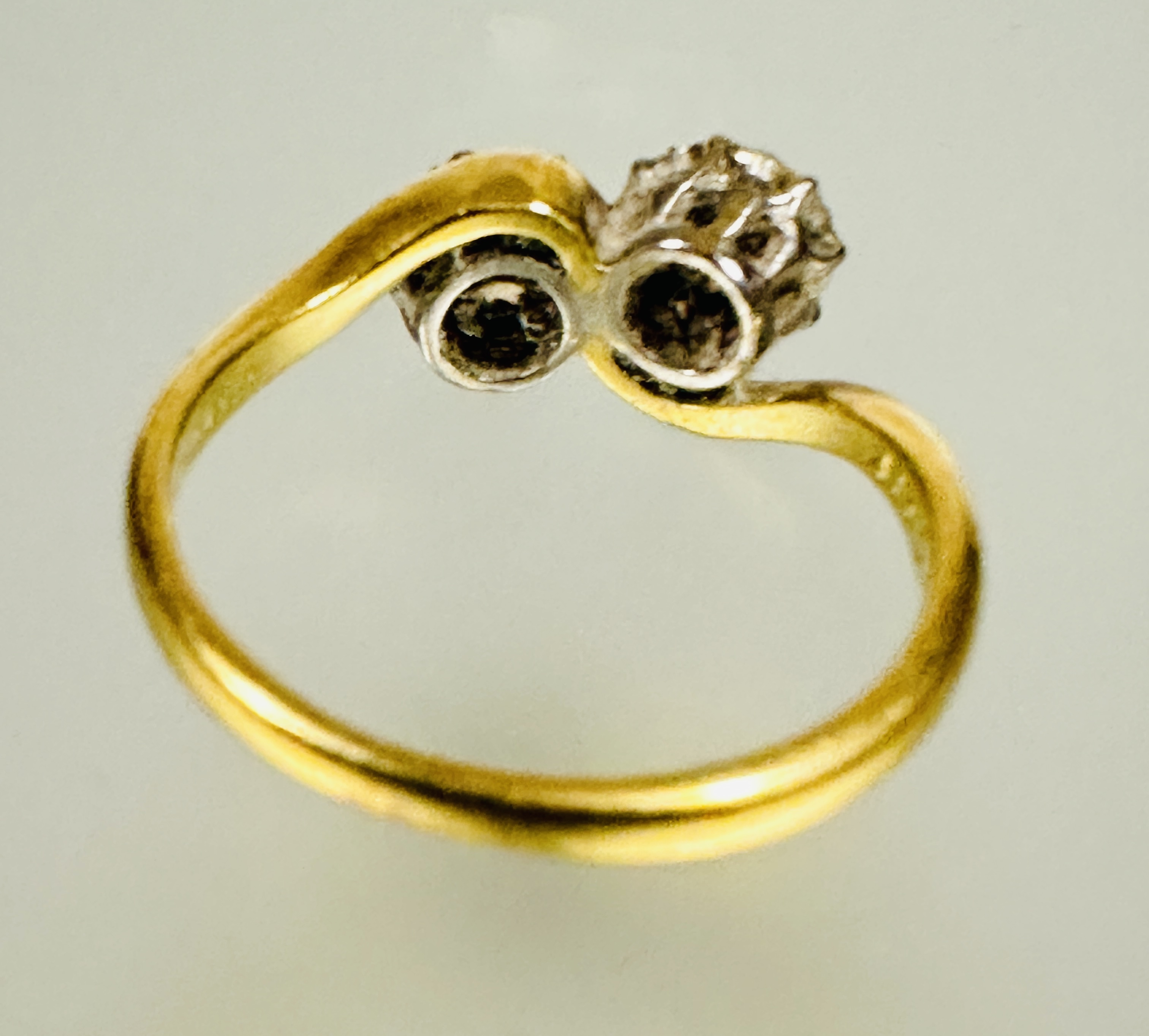 A 18ct gold platinum set toi-et moi diamond ring mounted in rub-over setting each stone - Image 4 of 4