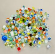 A collection of vintage coloured and plain marbles (A lot)