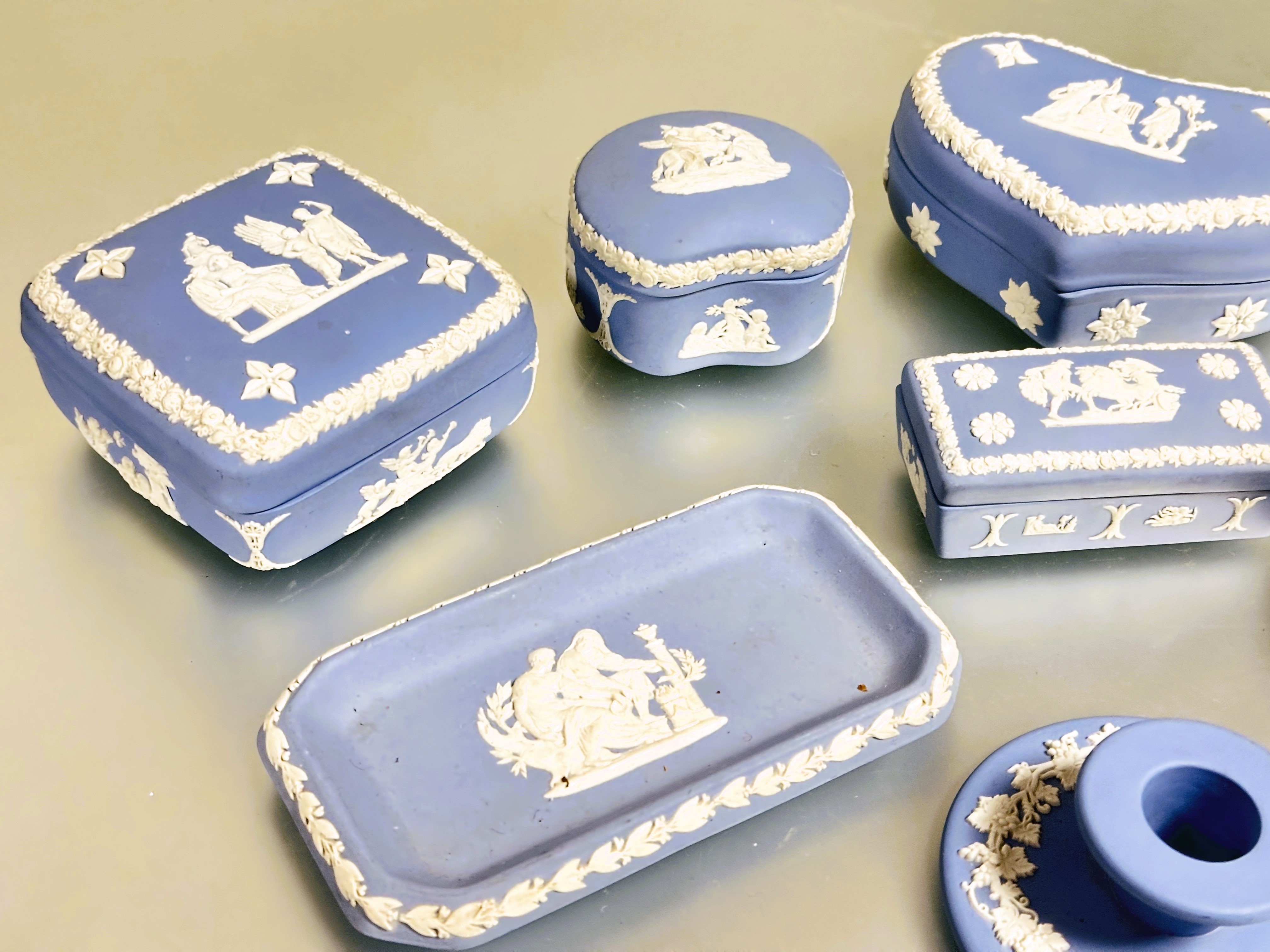 A collection of pale blue Wedgwood jasper ware to include, three candy boxes of heart L x 13cm , - Image 3 of 3
