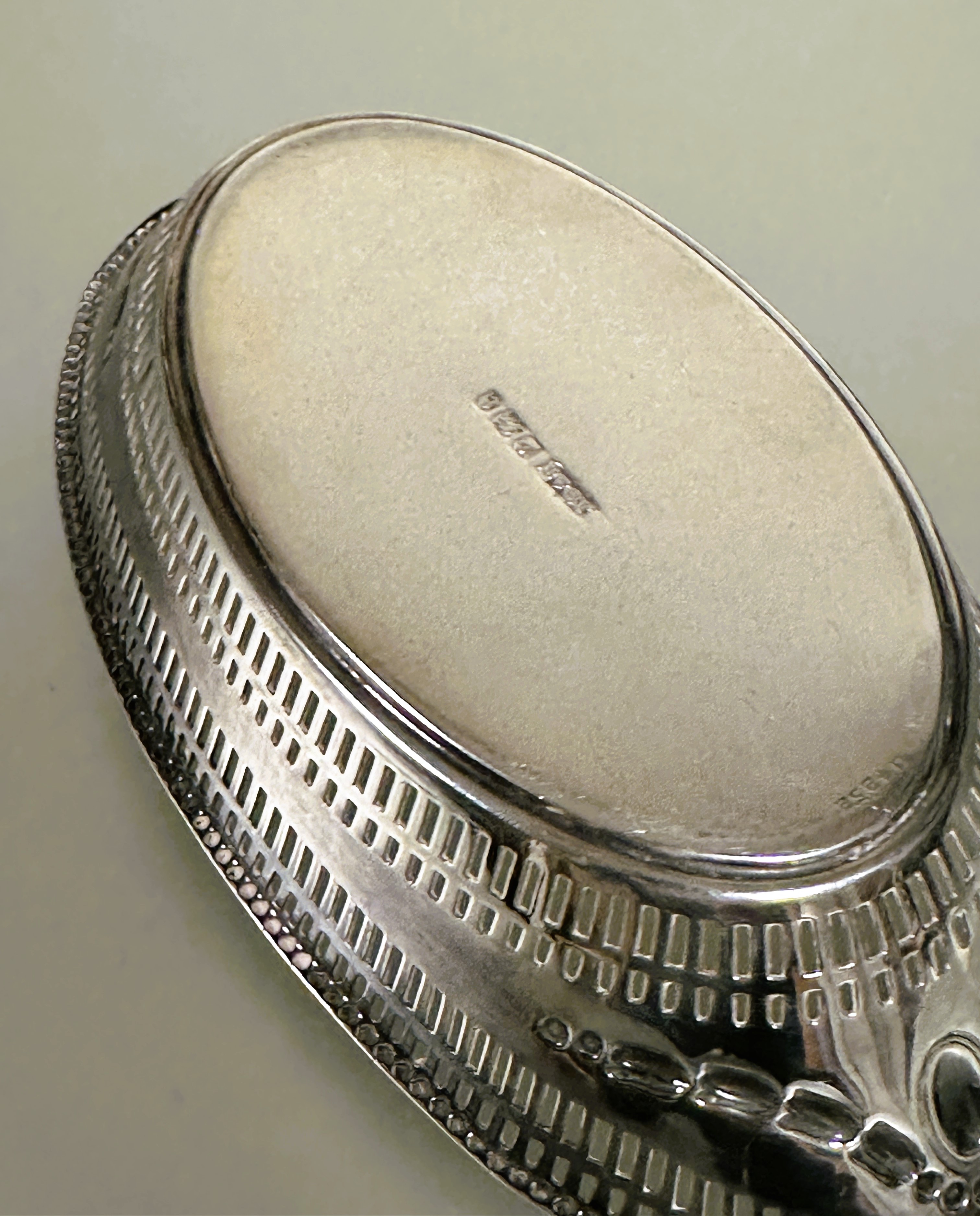 A late Victorian Sheffield silver navette shaped nut dish with beaded pierced border and chased - Image 3 of 3