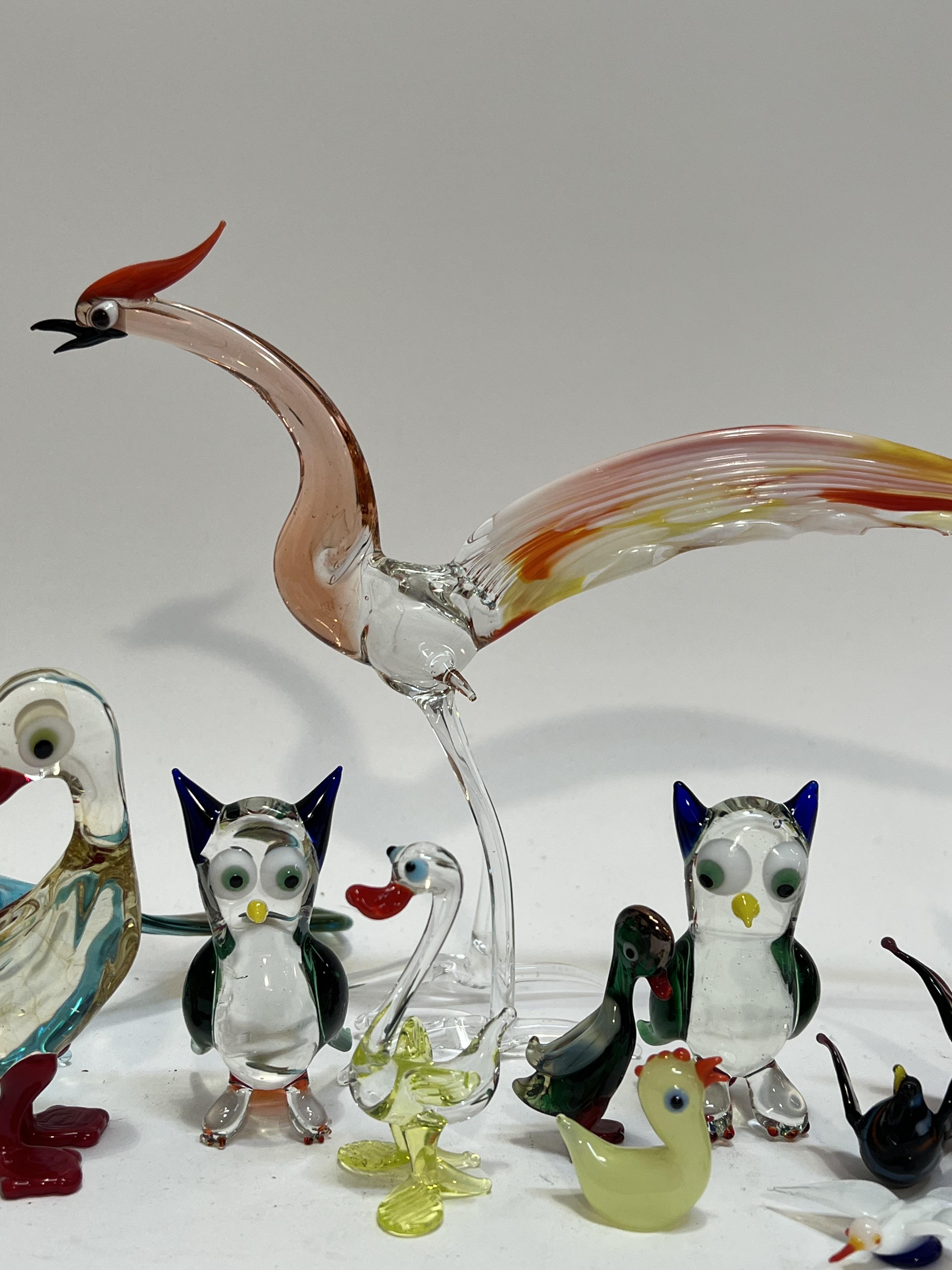 A group of mid-century lampwork glass animals (all birds, owls, swans, ducks, cockerel etc..., - Image 3 of 4