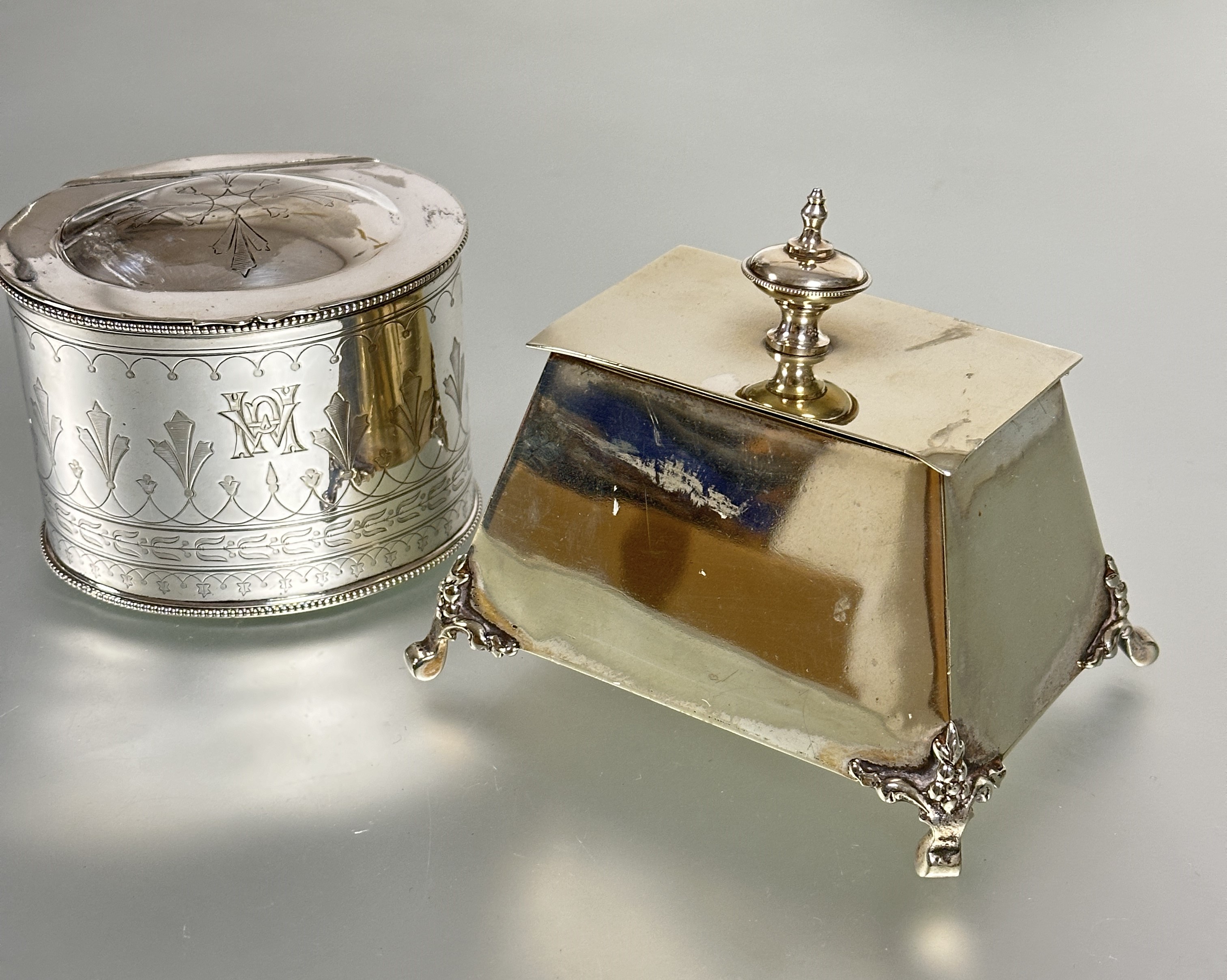 A Edwardian Elkington & Co oval tea caddy the hinged top with leaf design and beaded border engraved