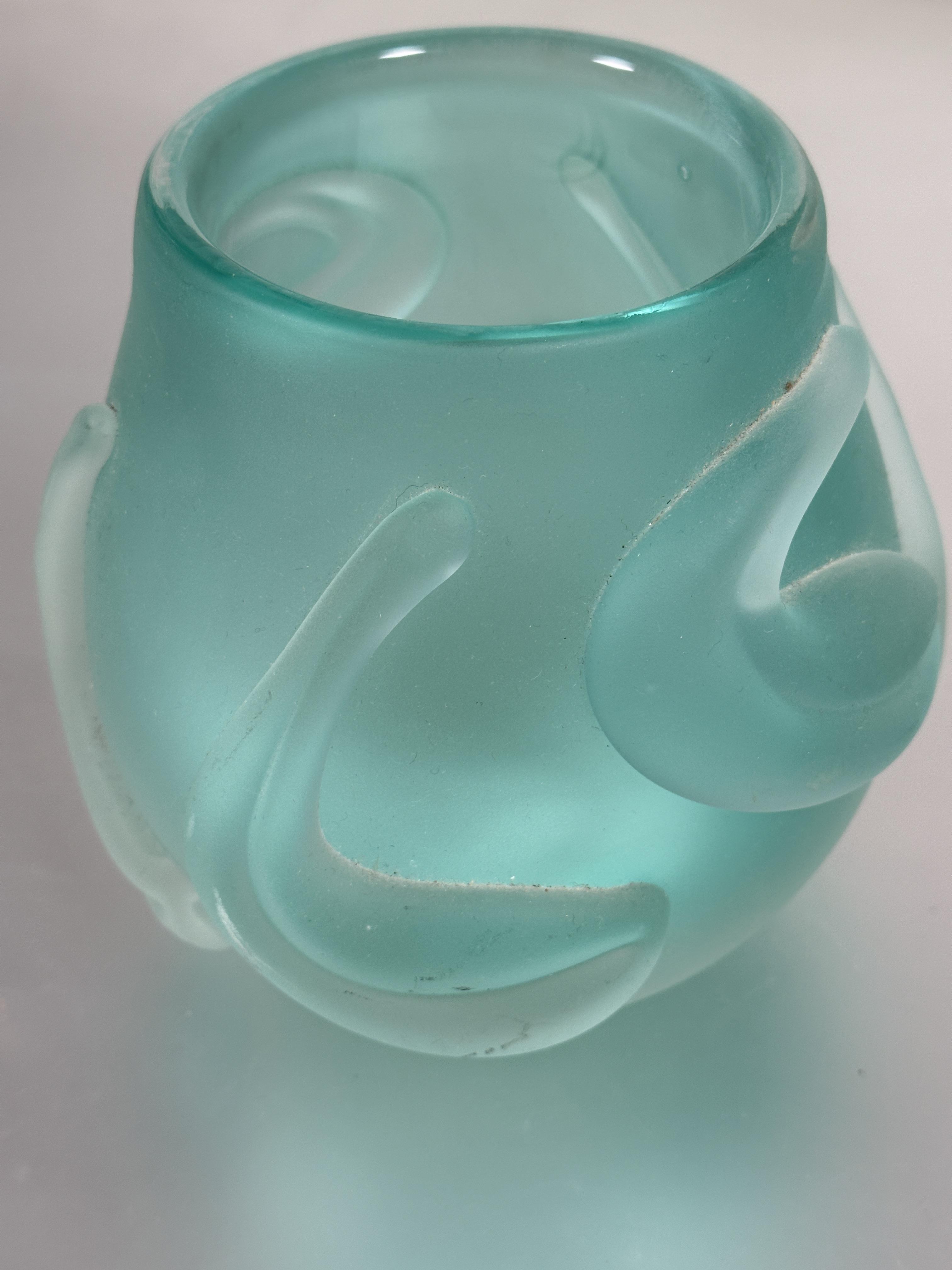 A modern studio glass sage green ovoid flower vase with opaque sand blasted finish and leaf design - Image 2 of 3