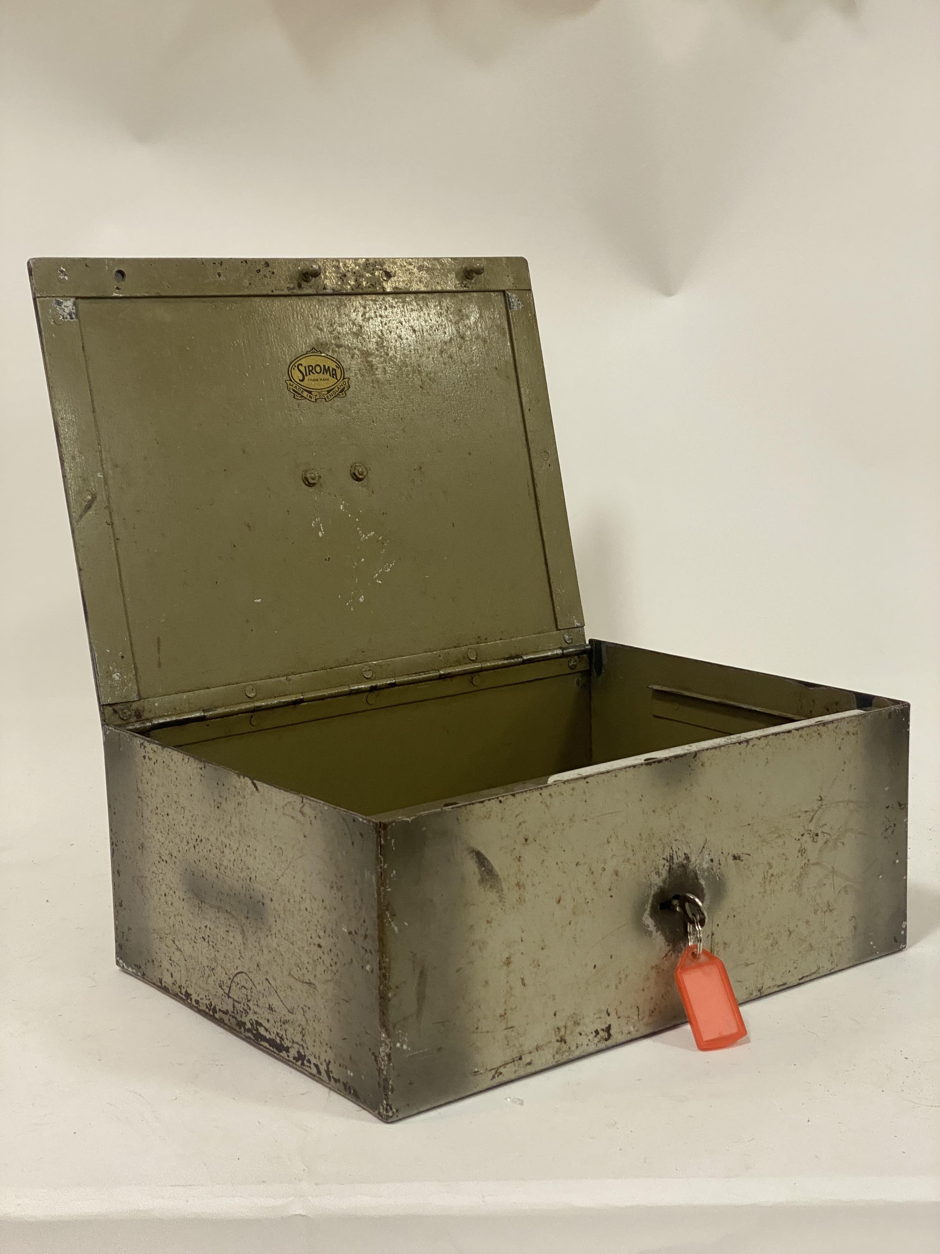 A vintage painted steel strong box with carry handle and key. W40cm. - Image 2 of 2