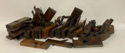 Vintage tools, A large collection of moulding and block planes, together with a clamp.