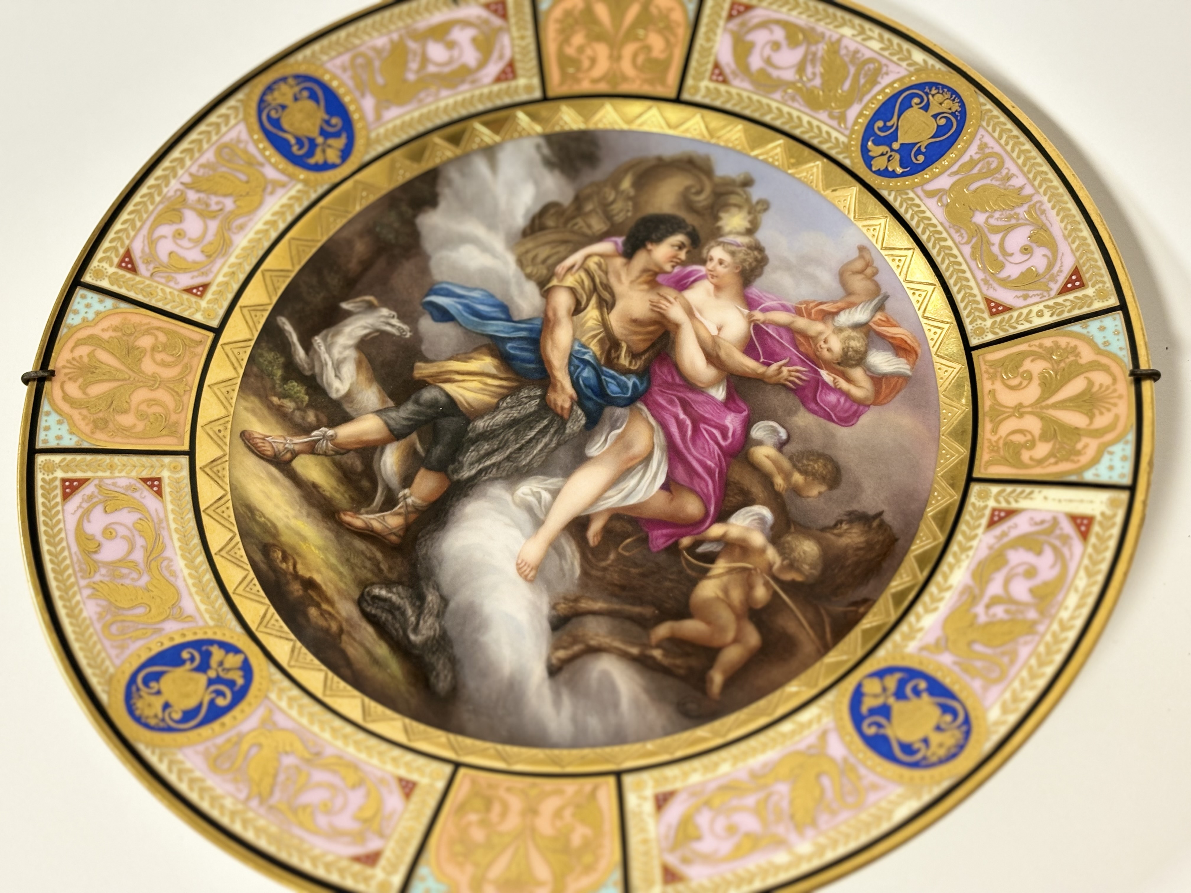 A Vienna porcelain cabinet plate, late 19th century, "Cephalus und Thetis", painted with an image of - Bild 2 aus 3