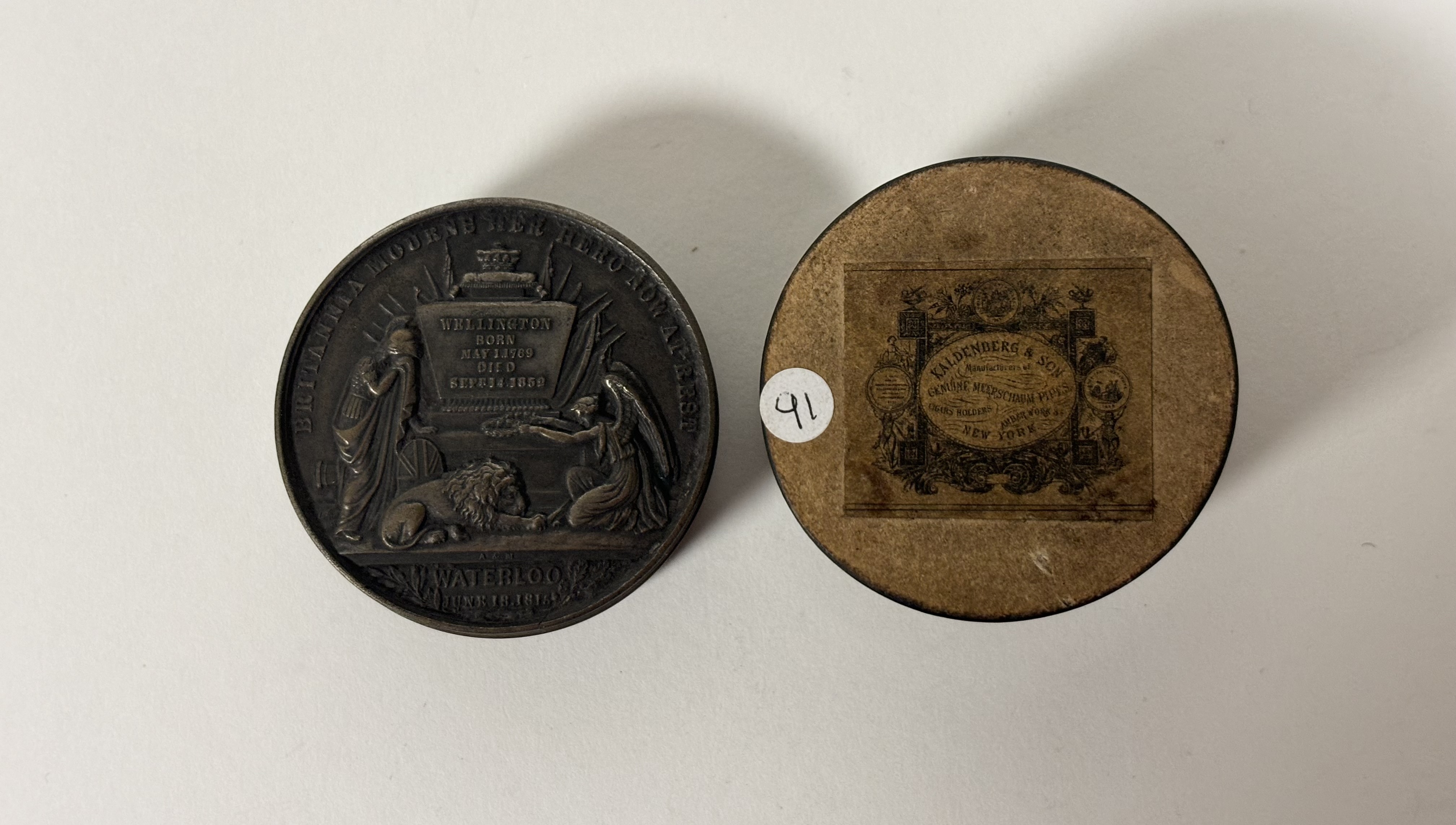 Two 19th century commemorative snuff boxes: a bronzed spelter circular example based on the design - Image 3 of 3