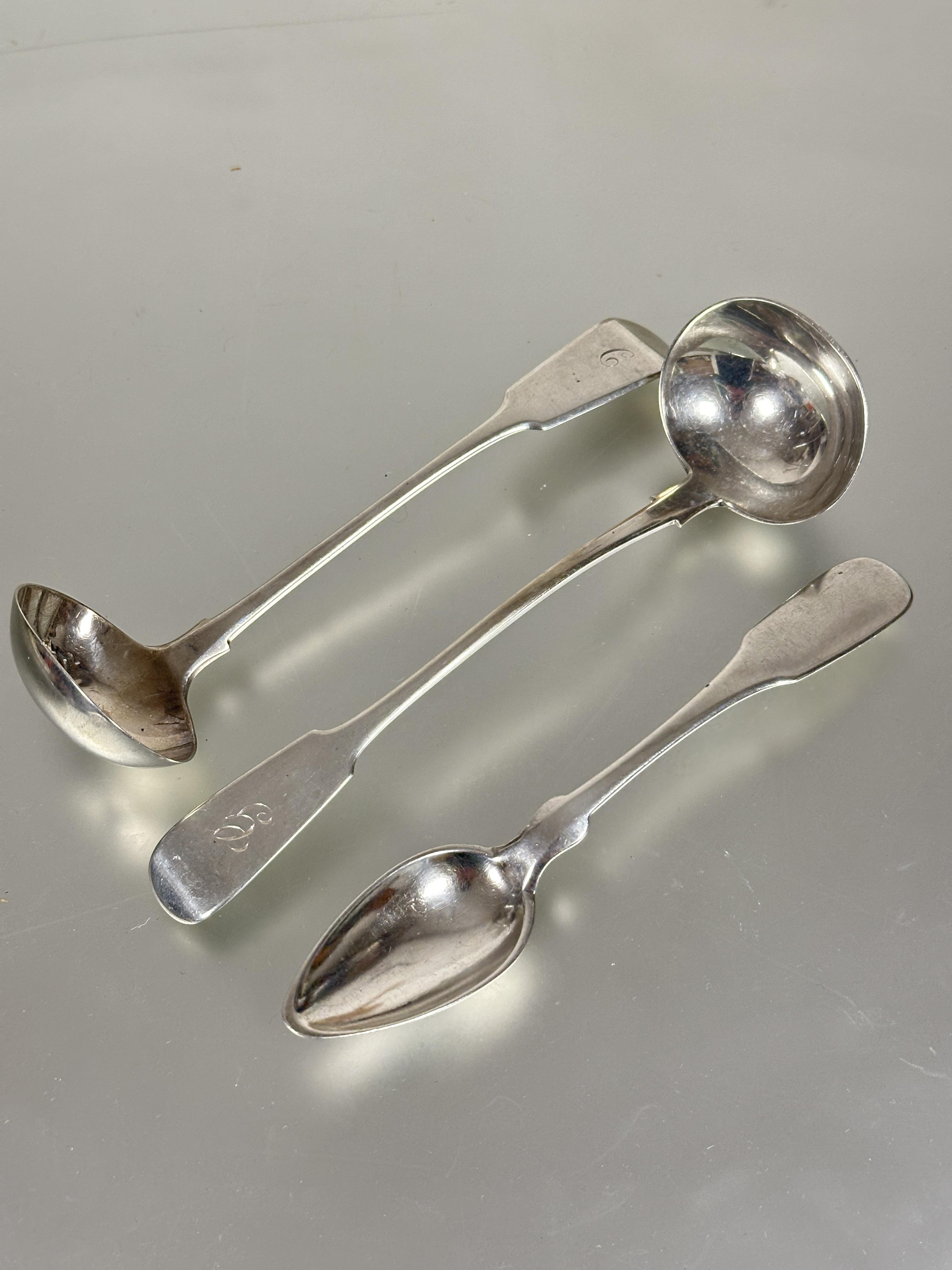 A George IV Aberdeen Scottish provincial silver fiddle pattern toddy ladle engraved with initial C L