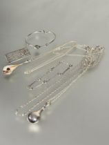 A collection of silver jewellery to include and perfume bottle pendant on trace link chain L x 39cm,