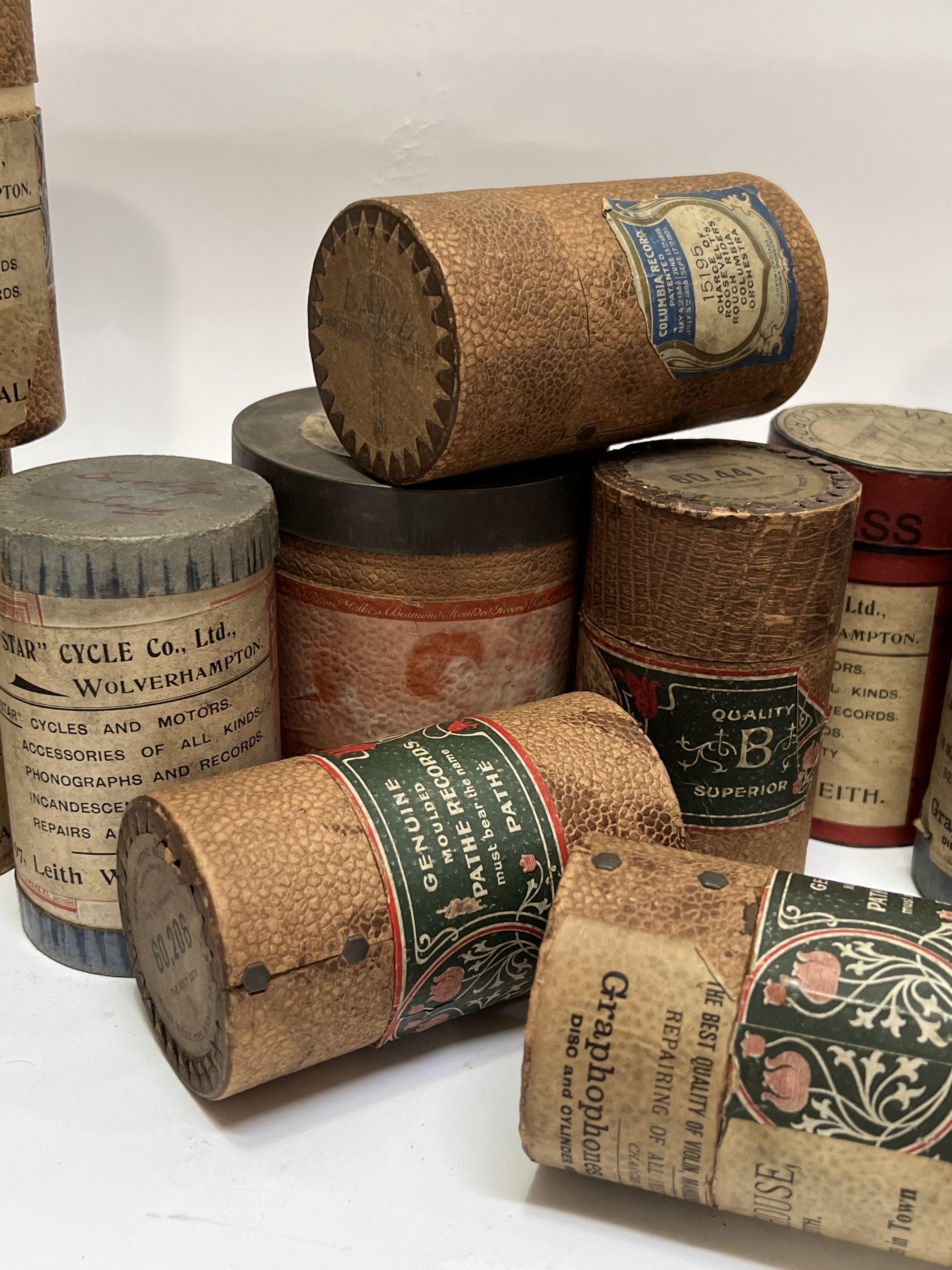 A Quantity of vintage wax gramophone cylinders  with original casing including several Leith Star - Image 4 of 6