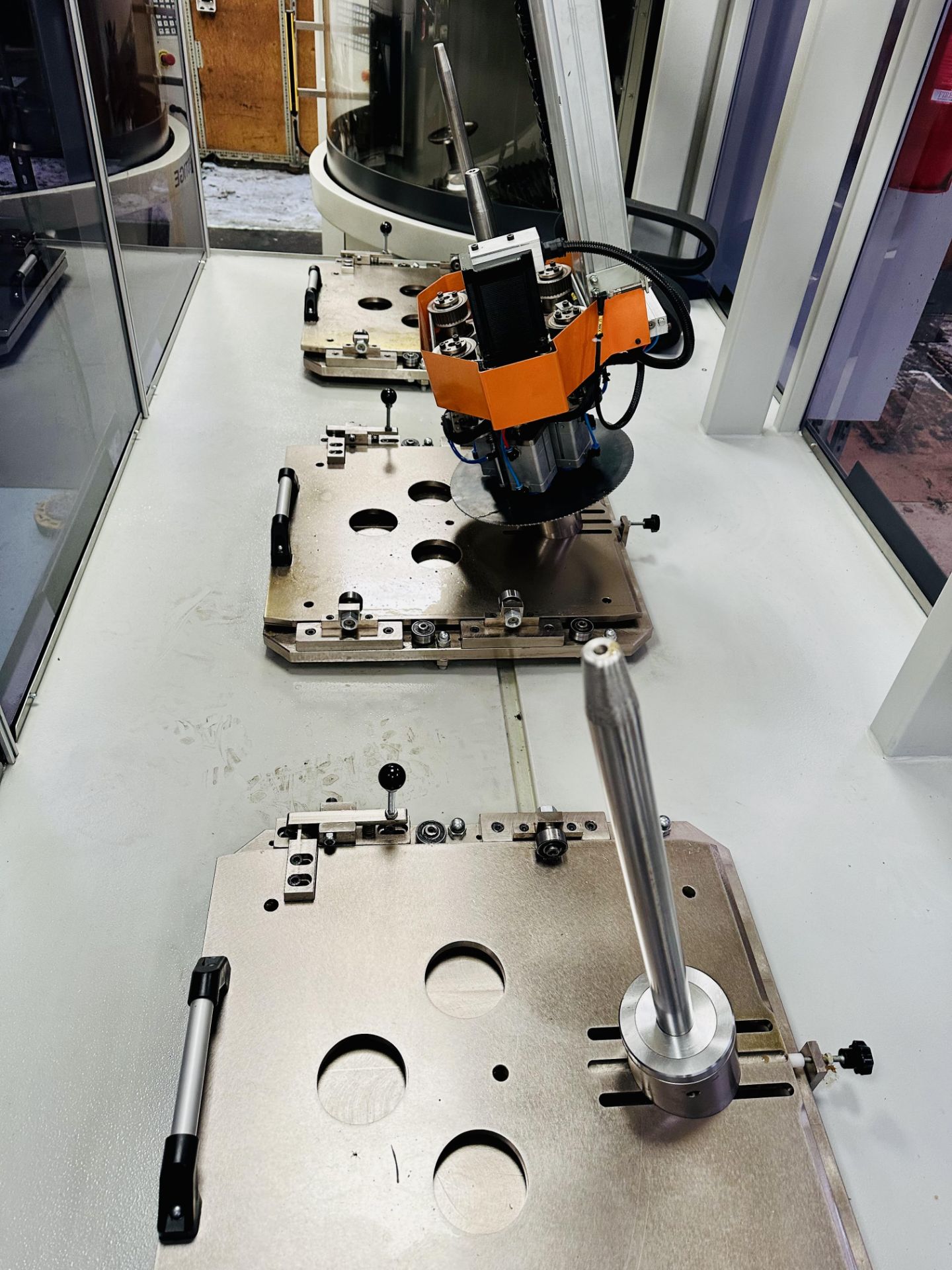 ABM 3 Axes Grinding Machine With Loading System - Image 14 of 19