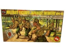 Airfix 1:32 Scale WWII Multipose Military Figures including Japanese (x4), US Marines (x5) & British