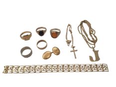 Group of 9ct gold jewellery