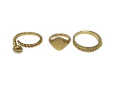 18ct gold ring in the form of a screw, 18ct gold signet ring and an 18ct gold ring with beaded decor