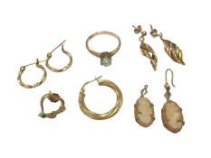 10k gold single pearl ring, size M, pair of 9ct gold mounted cameo earrings and other 9ct gold and y