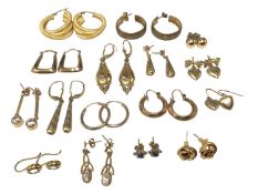 Sixteen pairs of 9ct gold and yellow metal earrings
