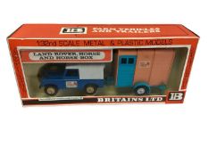 Britains Land Rover , Horse & Horse Box, in window box No.9573 (1)