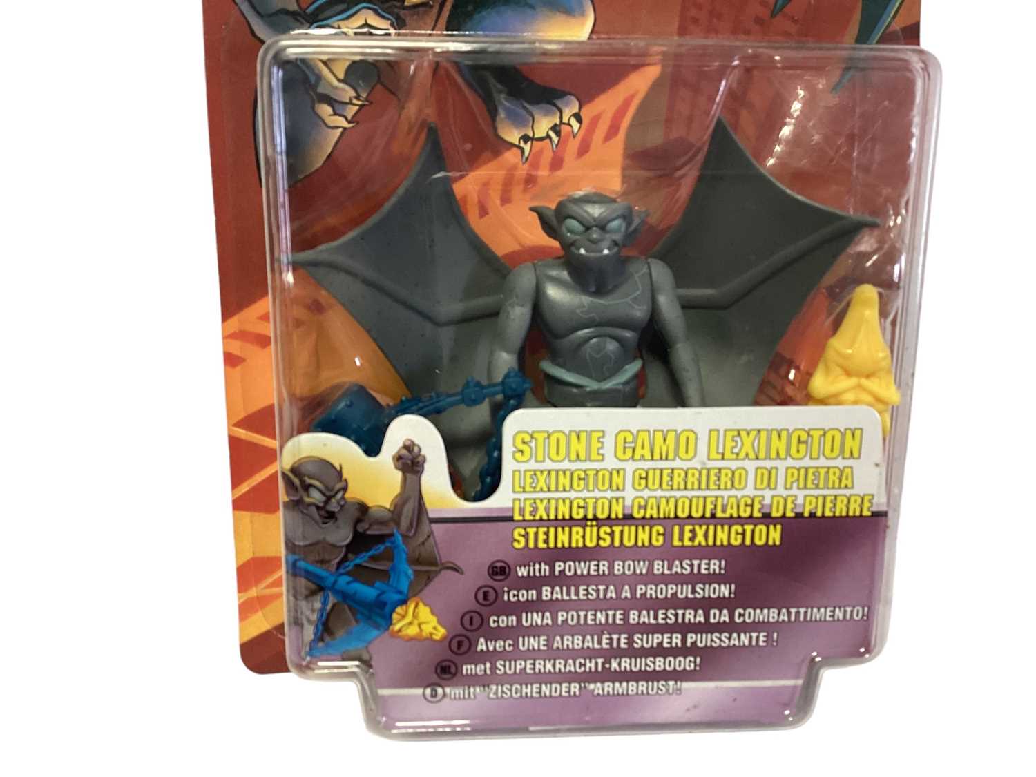 Kenner Giochi Preziosi (c1995) Gargoyles Stone Camo Lexington action figure, on card with bubblepack - Bild 2 aus 3