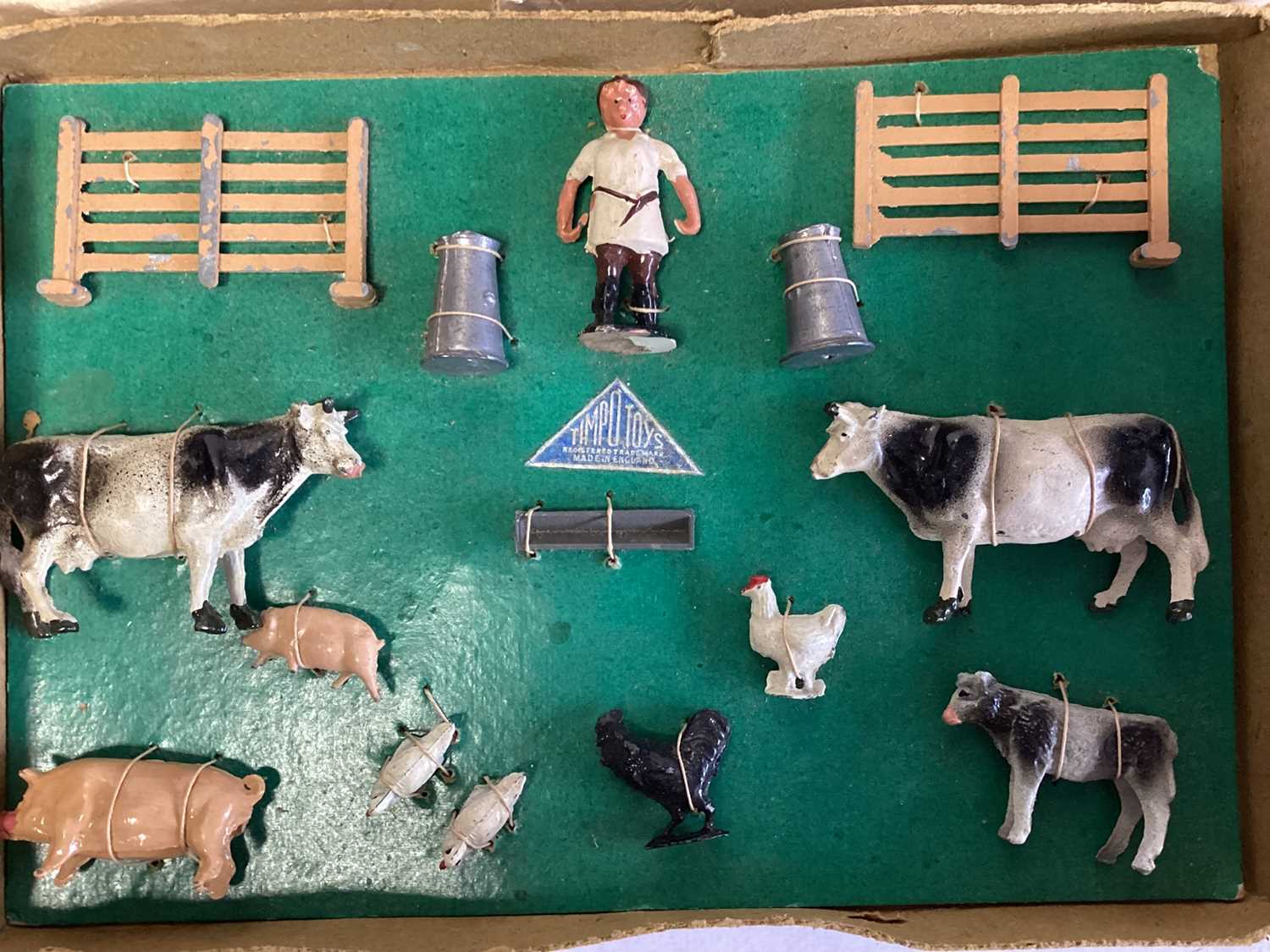 Timpo Vintage Farm series Box Set including Farm Hand, Cattle, Pigs, Poultry, Milk Churns & Fence Hu - Image 2 of 2