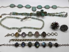 Group of silver and gem-set jewellery to include a silver and labradorite necklace, faceted aquamari