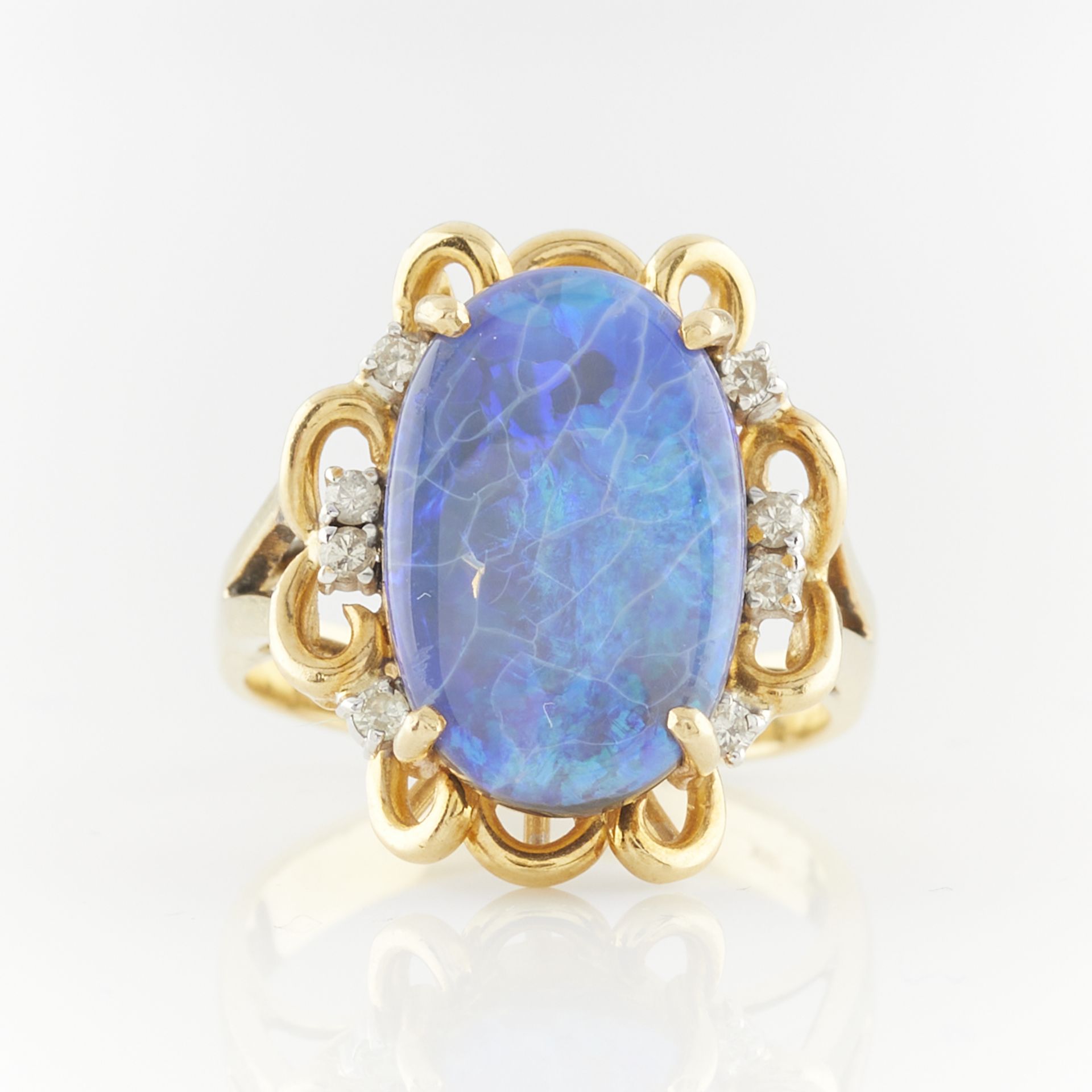 18k Yellow Gold Opal and Diamond Ring - Image 4 of 10