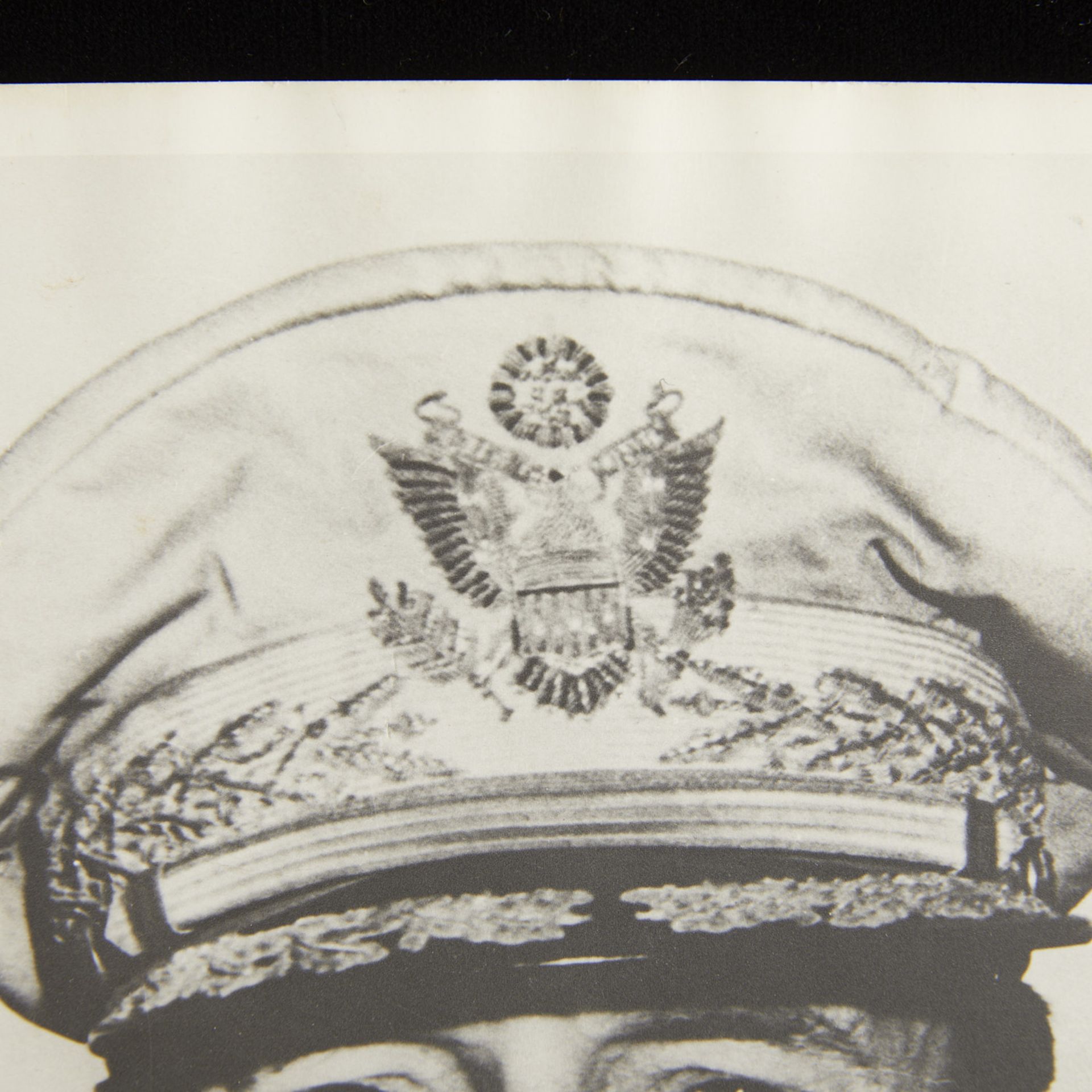 Autographed Photo of General Douglas MacArthur - Bild 5 aus 6