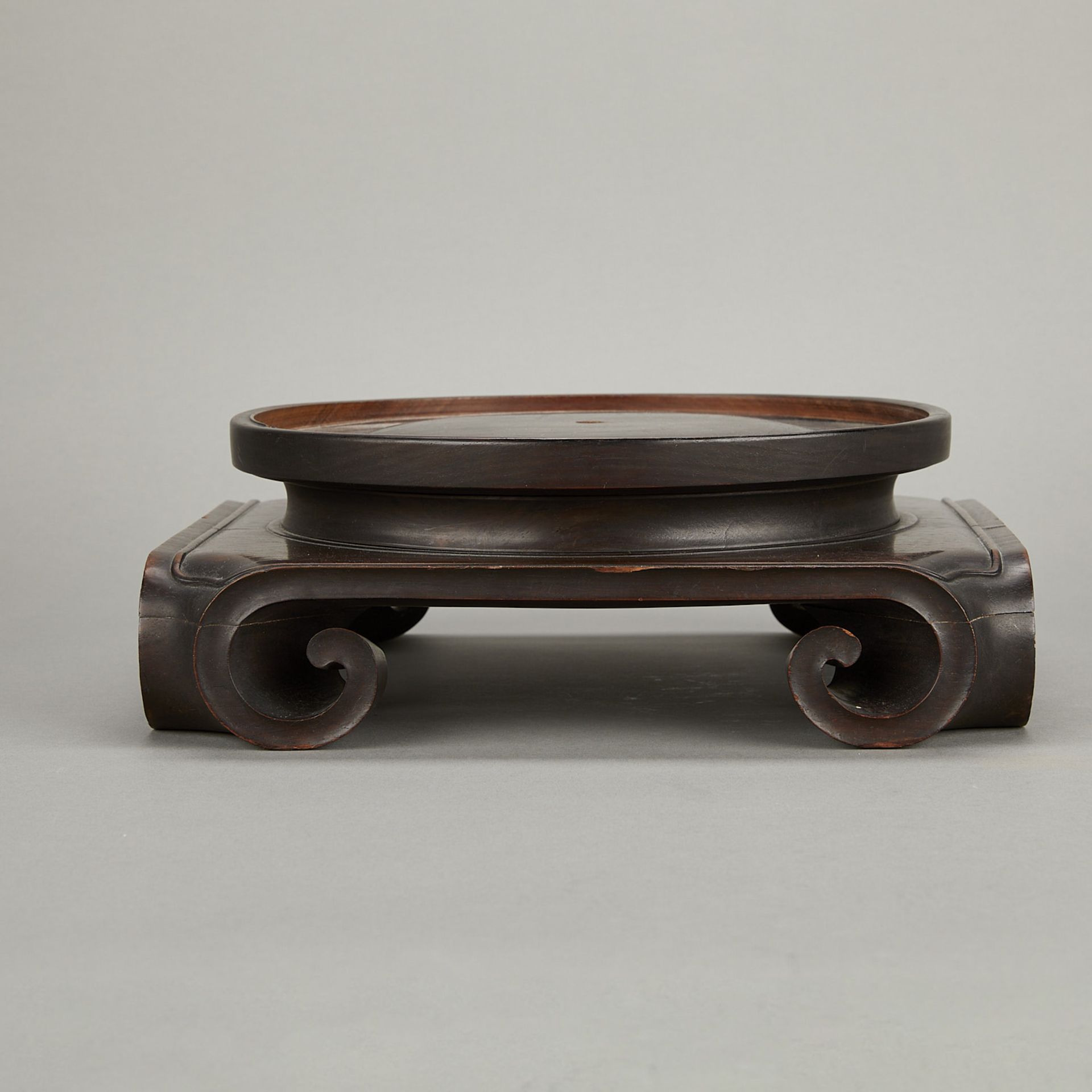 Late Qing Chinese Rosewood Stand Vase - Image 2 of 10