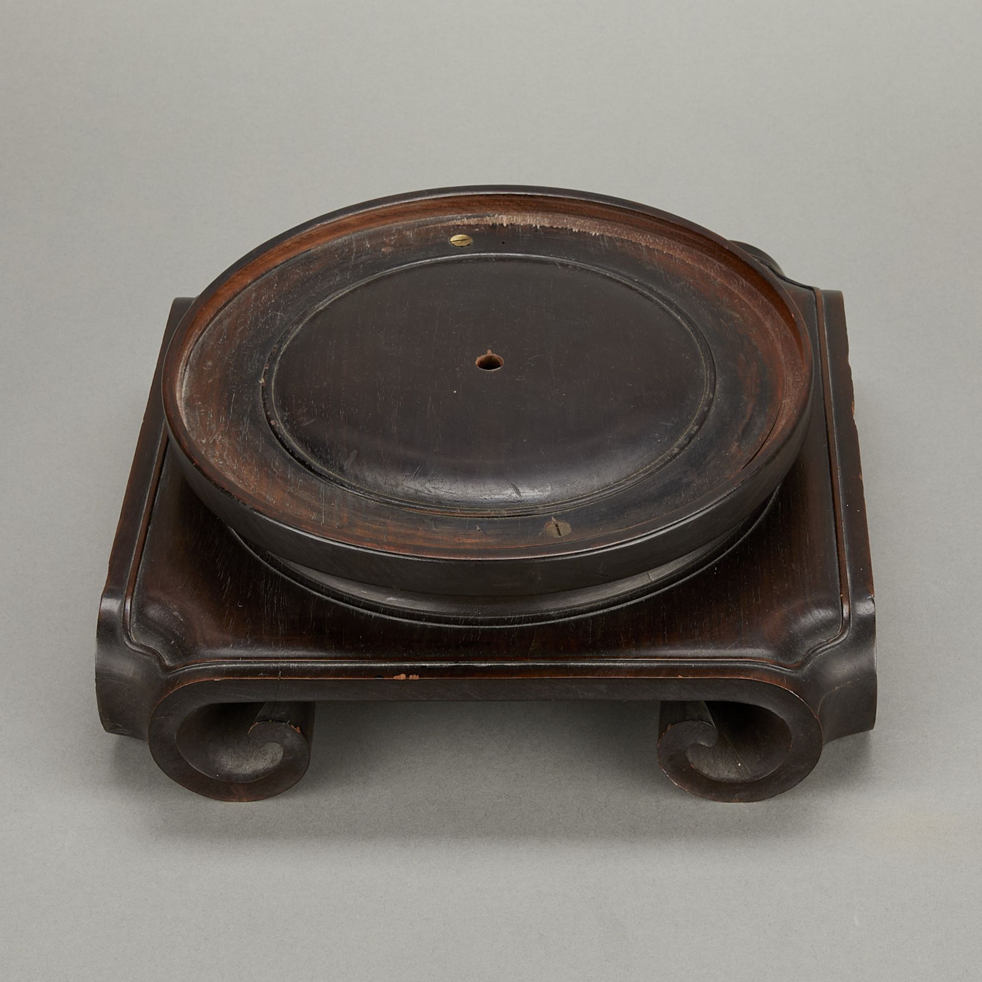 Late Qing Chinese Rosewood Stand Vase - Image 6 of 10