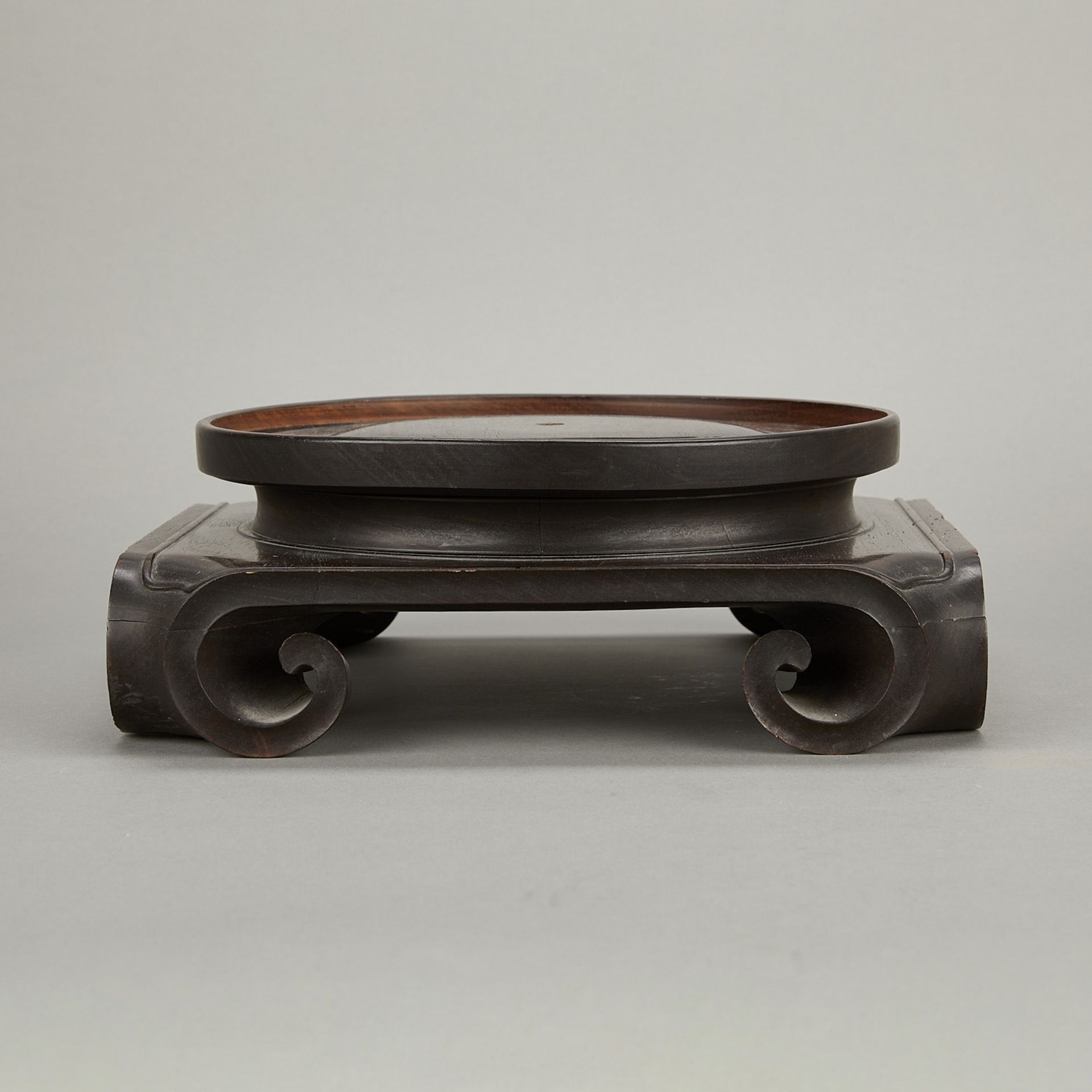 Late Qing Chinese Rosewood Stand Vase - Image 5 of 10