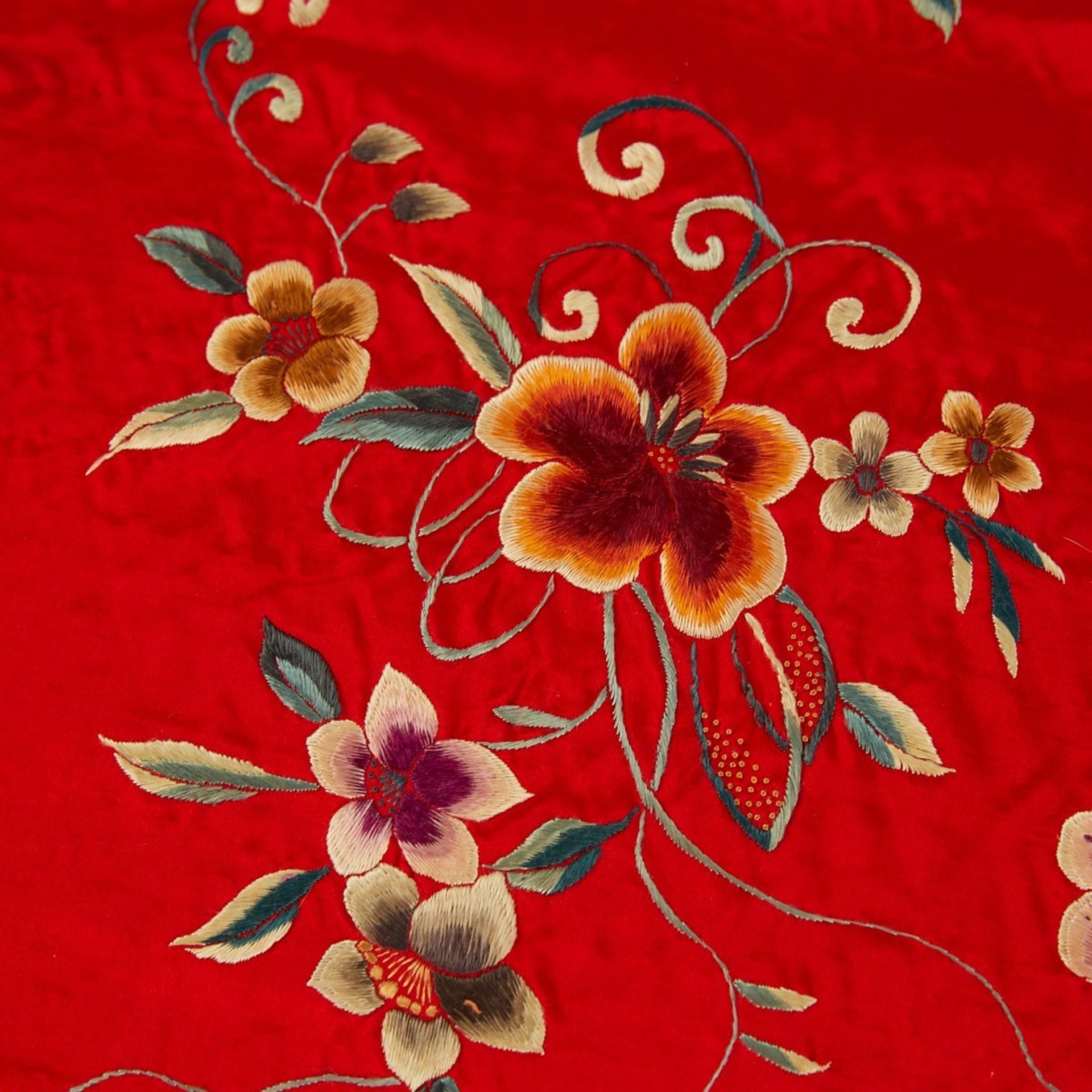 Pair Chinese Embroidery Silk Panels of Flowers - Bild 8 aus 8