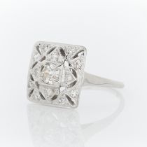 14k White Gold Art Deco Style Ring