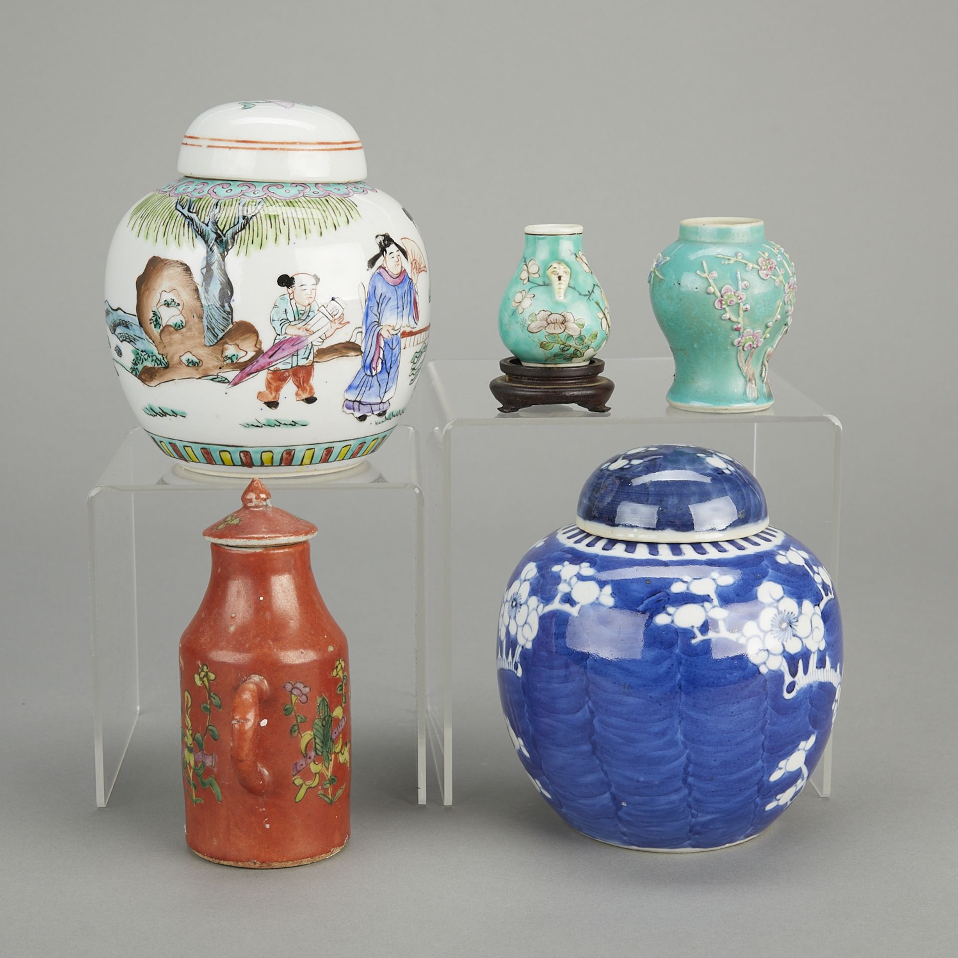 Group of 5 Chinese Porcelain Objects - Image 4 of 21