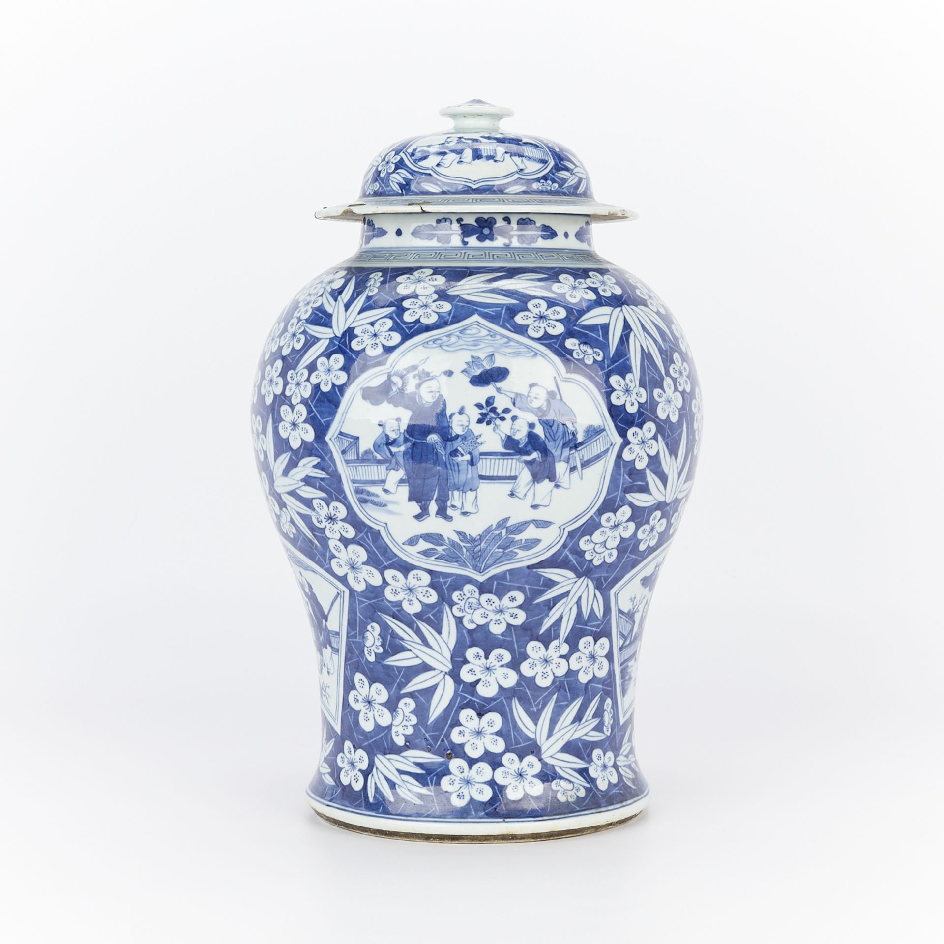 18th/19th c. Chinese B&W Porcelain Baluster Vase - Bild 5 aus 15
