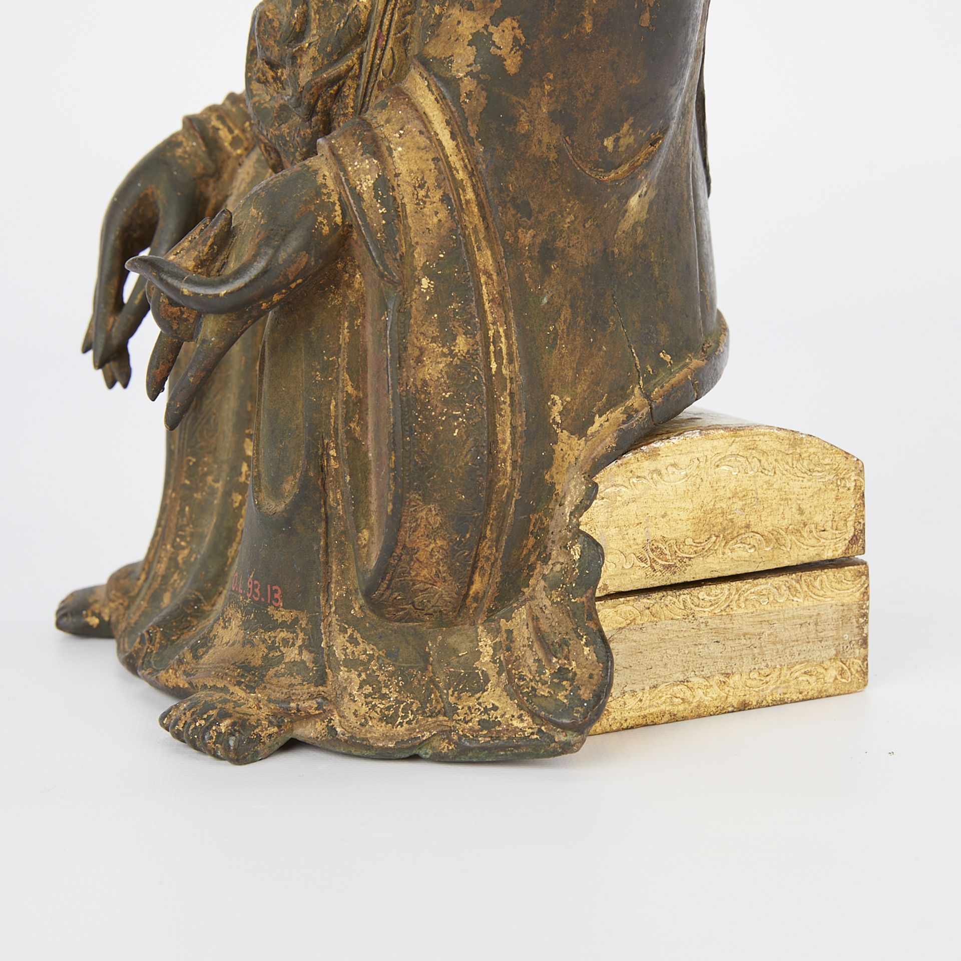 16th/17th c. Chinese Gilt Bronze Figure of Zhenwu - Bild 10 aus 14