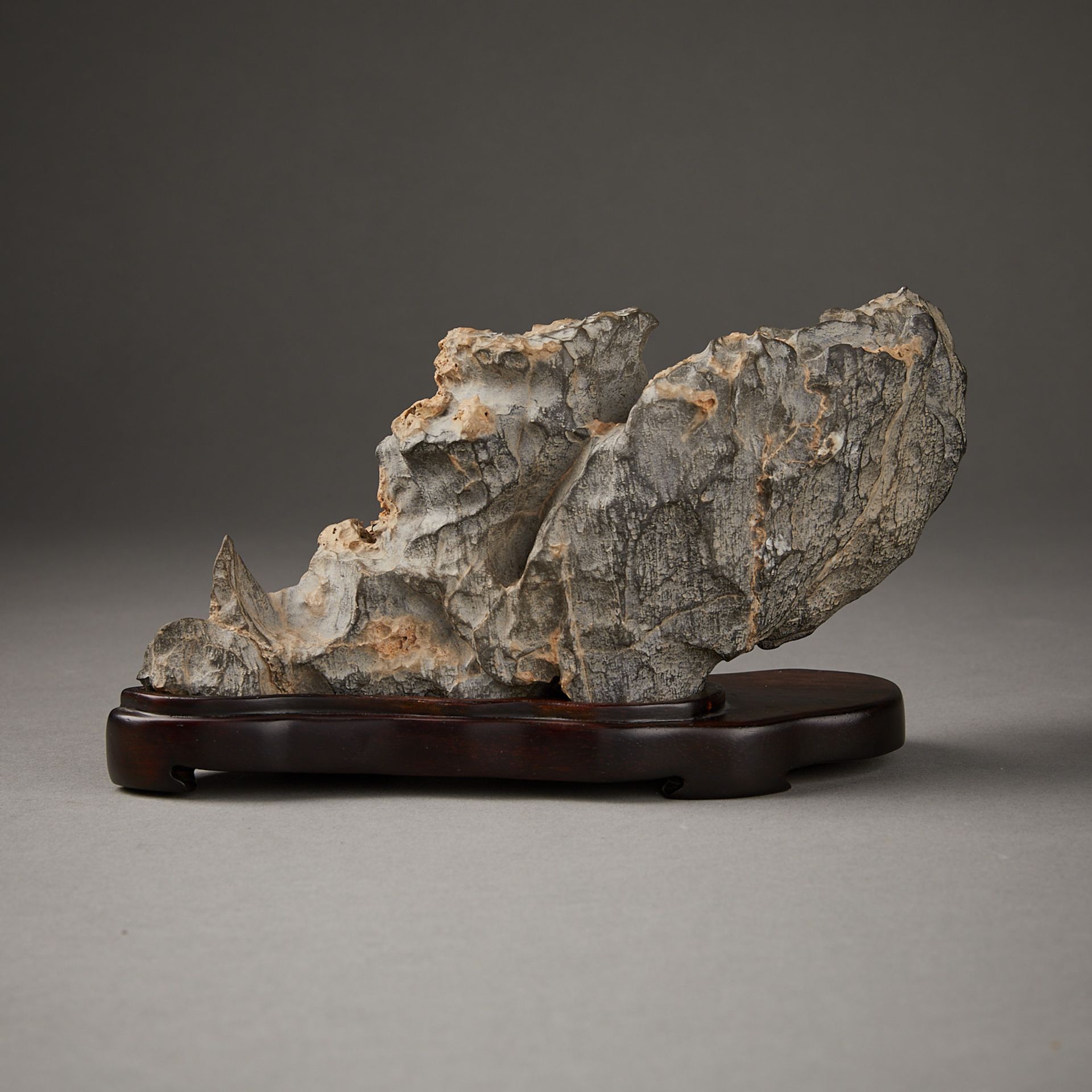 Chinese Lingbi Limestone Scholar's Rock - Bild 4 aus 9