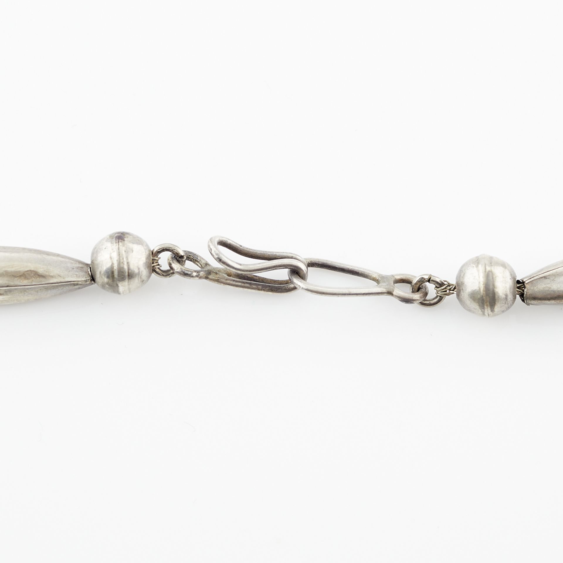 Silver Beaded Necklace - Image 6 of 6