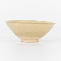 Chinese Song Celadon Glazed Ceramic Bowl