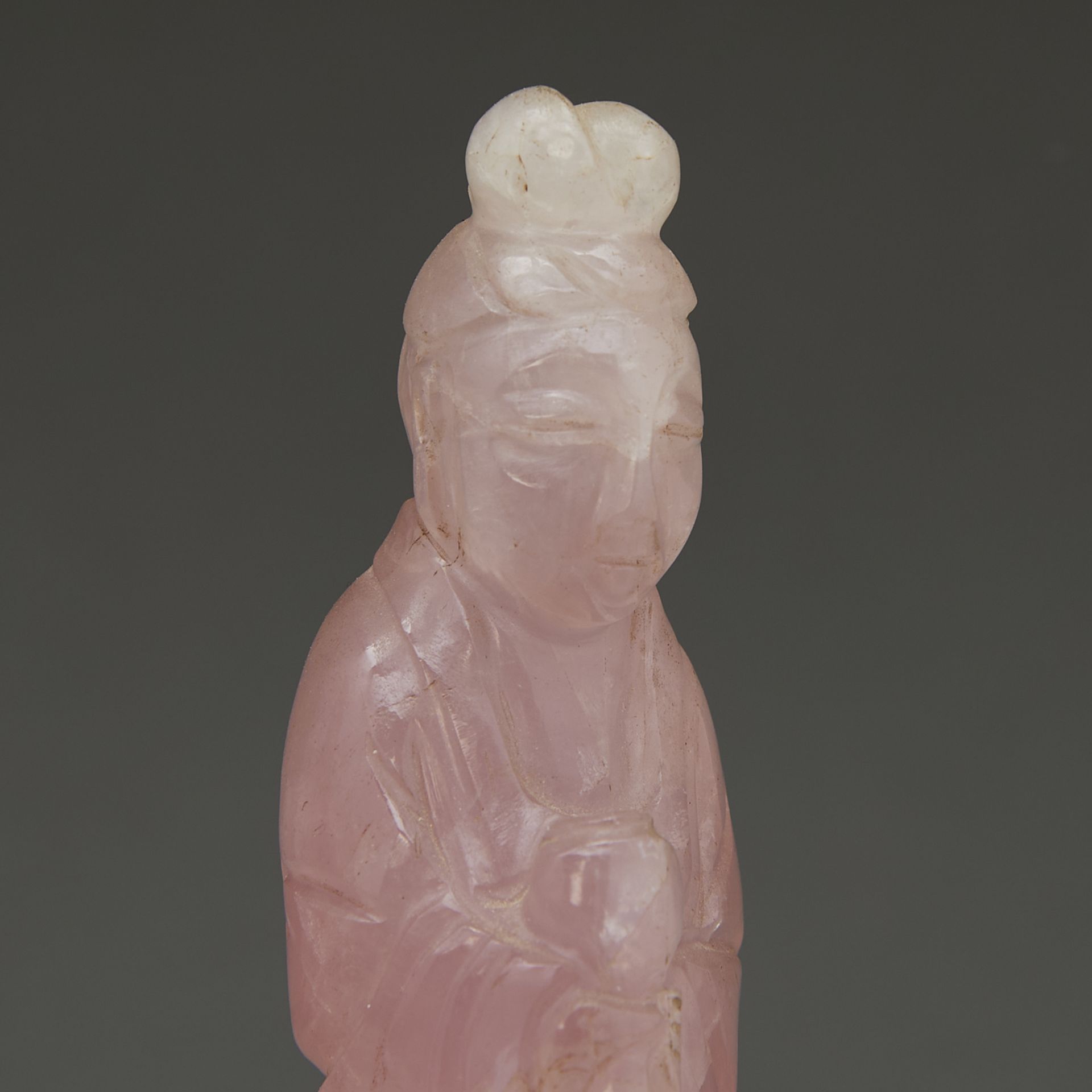 Pr Chinese Rose Quartz Guanyin on Brass Stand - Bild 2 aus 11