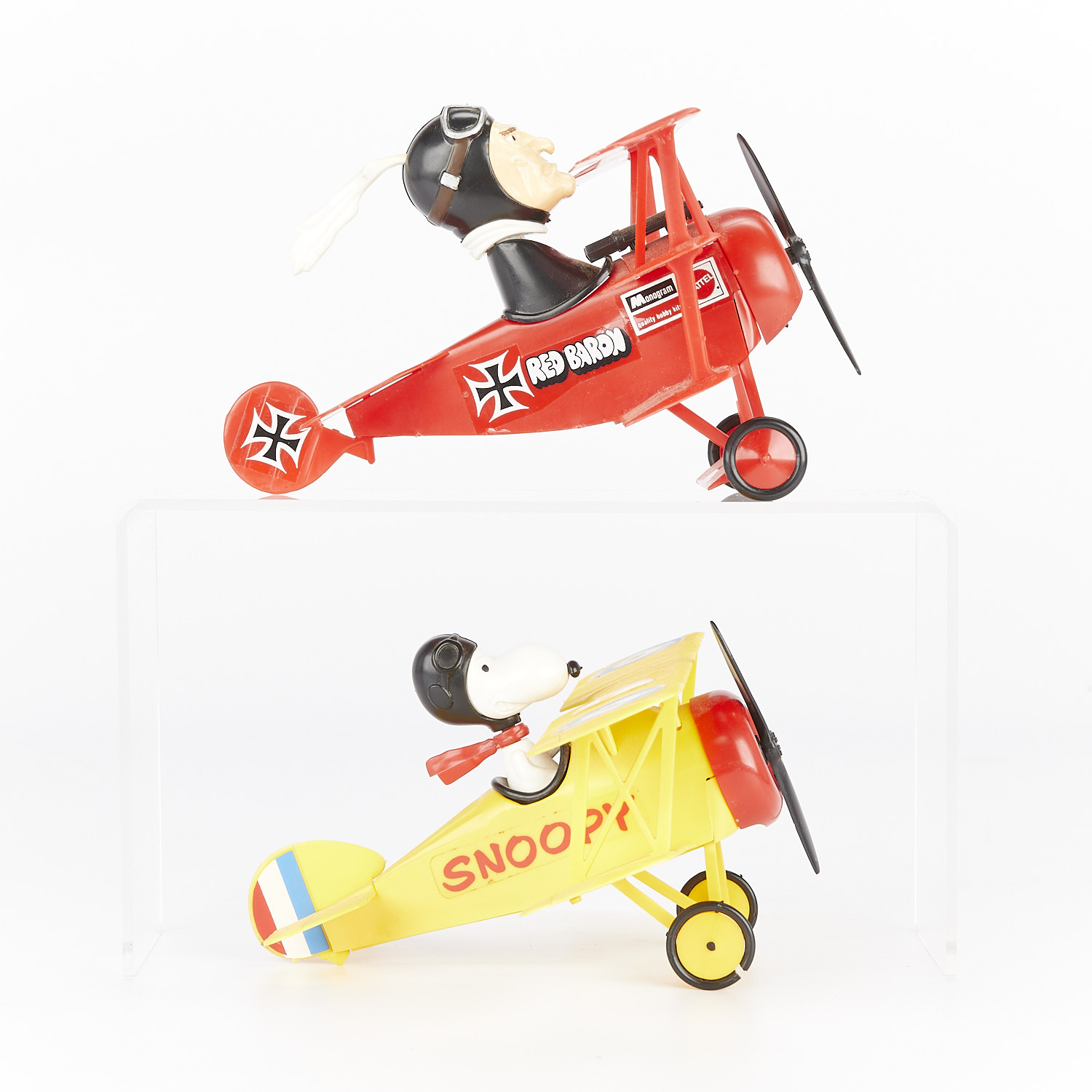 2 Toy Planes Red Baron & Flying Ace Snoopy - Bild 4 aus 10