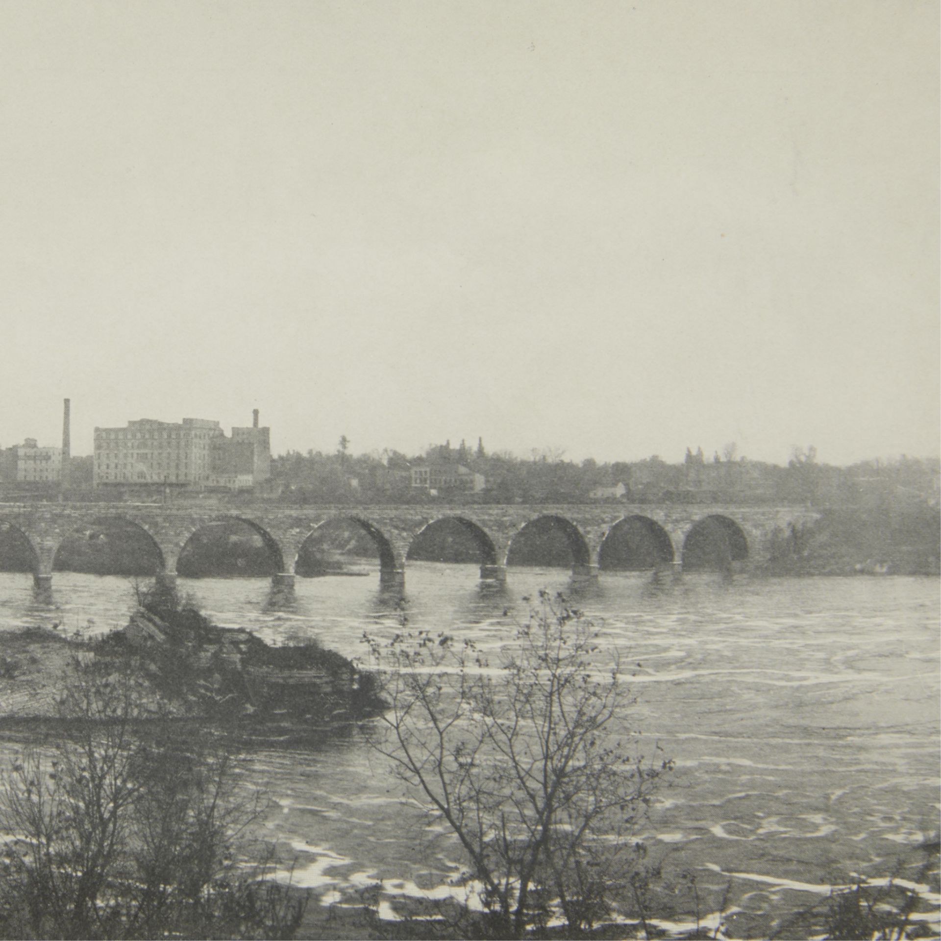 Photo of Stone Arch Bridge & Milling District MN - Image 4 of 6