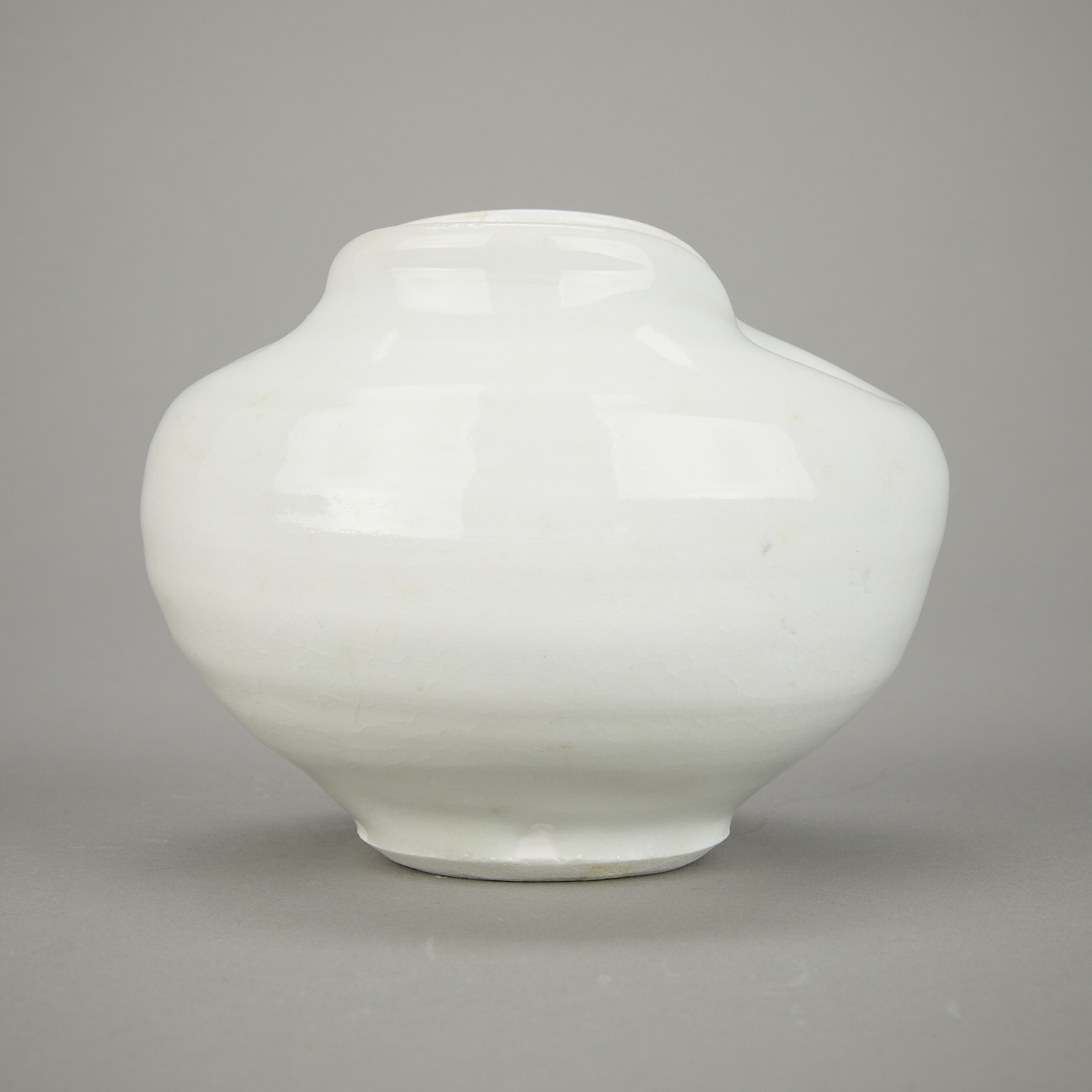 Warren MacKenzie Double-Rim Porcelain Pinch Pot - Image 3 of 7