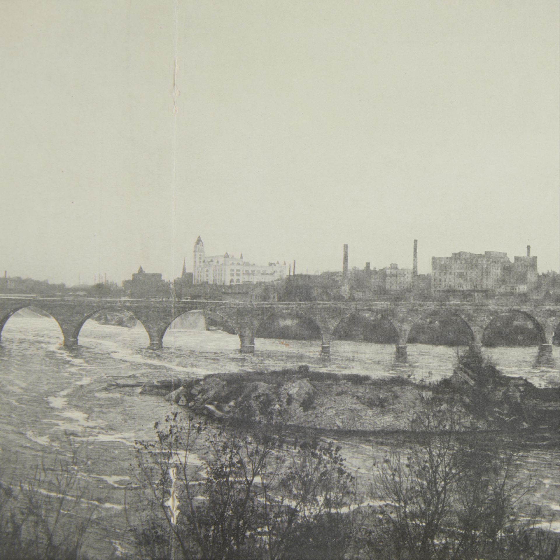 Photo of Stone Arch Bridge & Milling District MN - Image 3 of 6