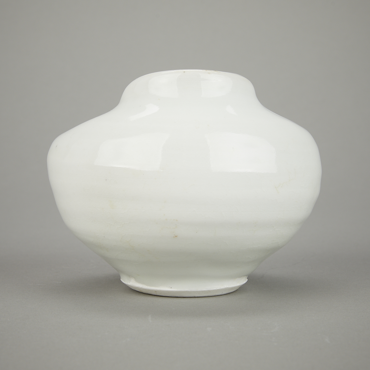 Warren MacKenzie Double-Rim Porcelain Pinch Pot - Image 5 of 7