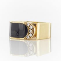 18k Yellow Gold Diamond & Onyx Ring