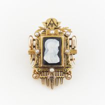 14k Gold & Hardstone Cameo Brooch