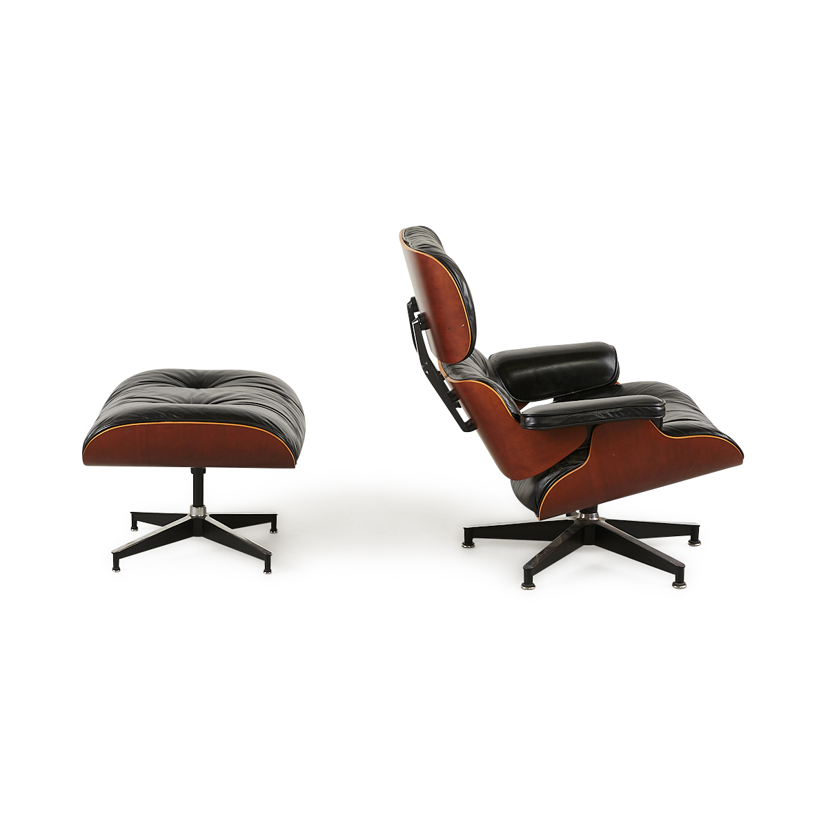 Eames for Herman Miller Lounge Chair and Ottoman - Image 4 of 13