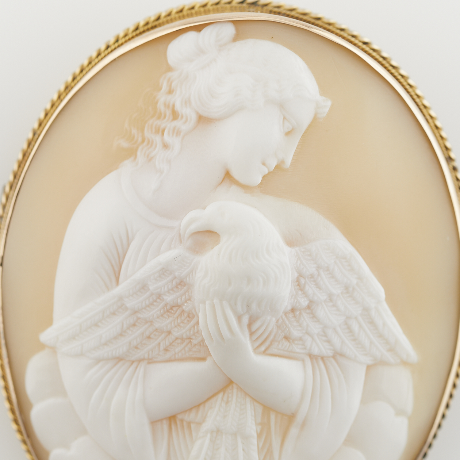 English 9ct Gold Cameo Brooch Depicting Hebe - Image 7 of 7
