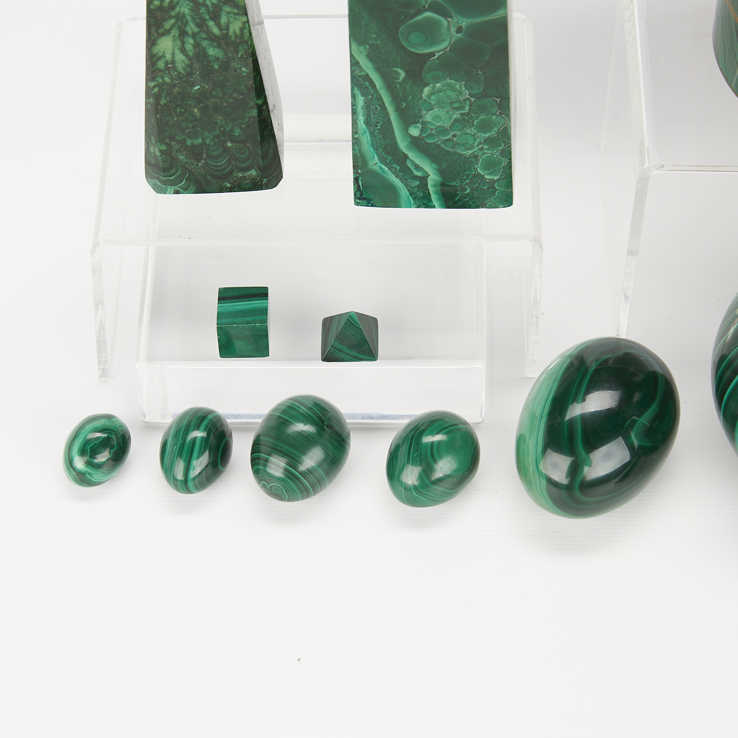 Group of 15 Malachite Items - Image 3 of 15